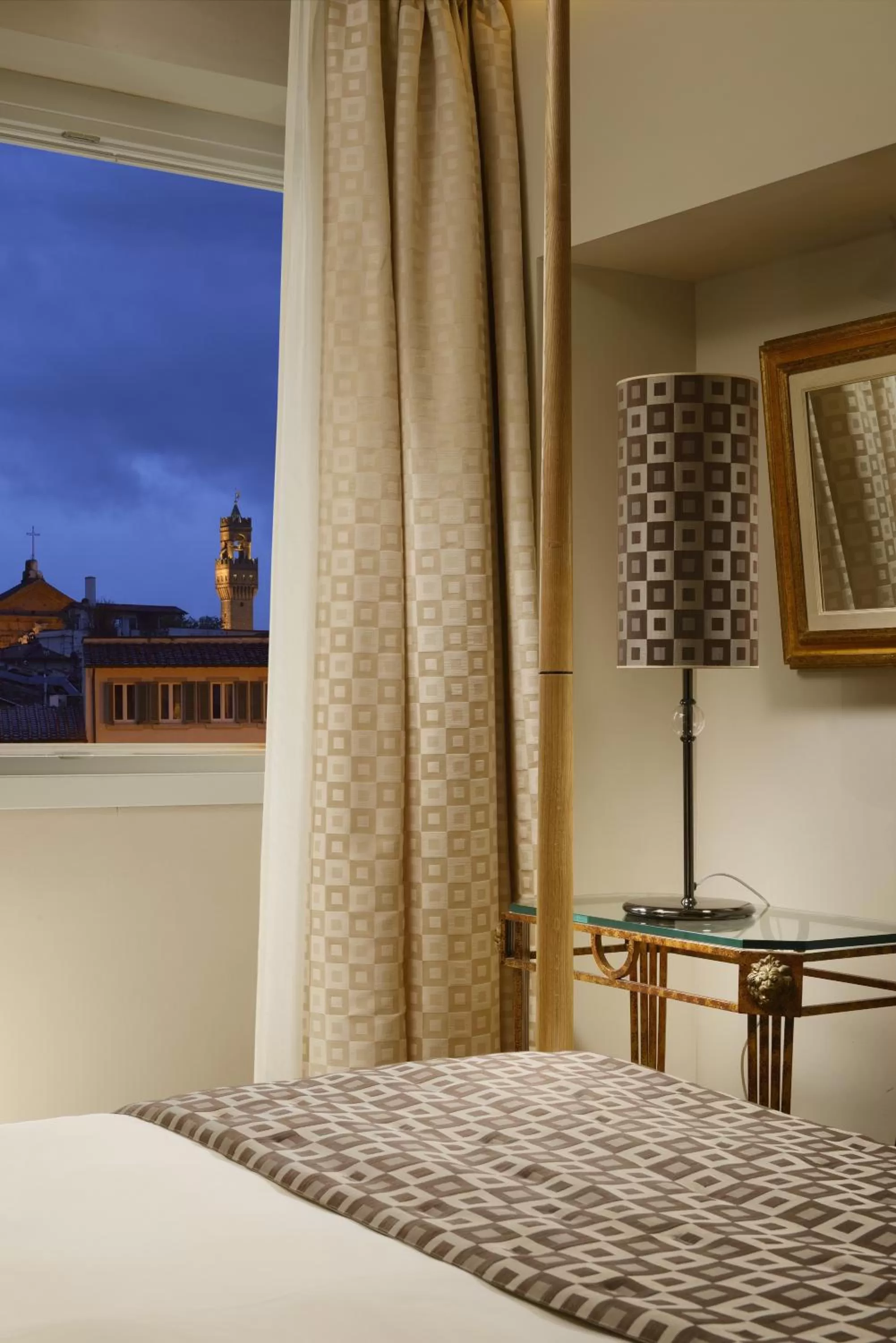 Bedroom, Bed in Grand Hotel Minerva