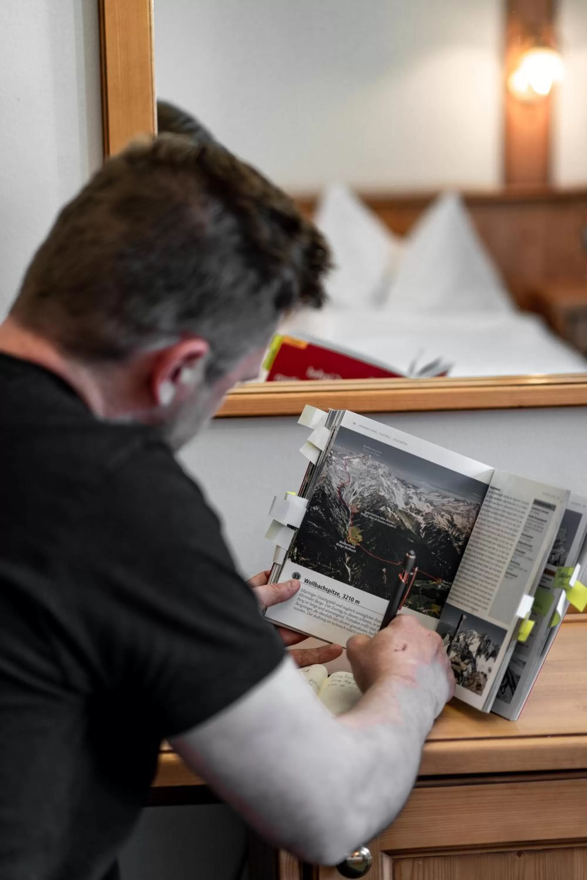 Staff, Bed in Hotel Wochtla Buam Aktivhotel am Kronplatz mit Sauna
