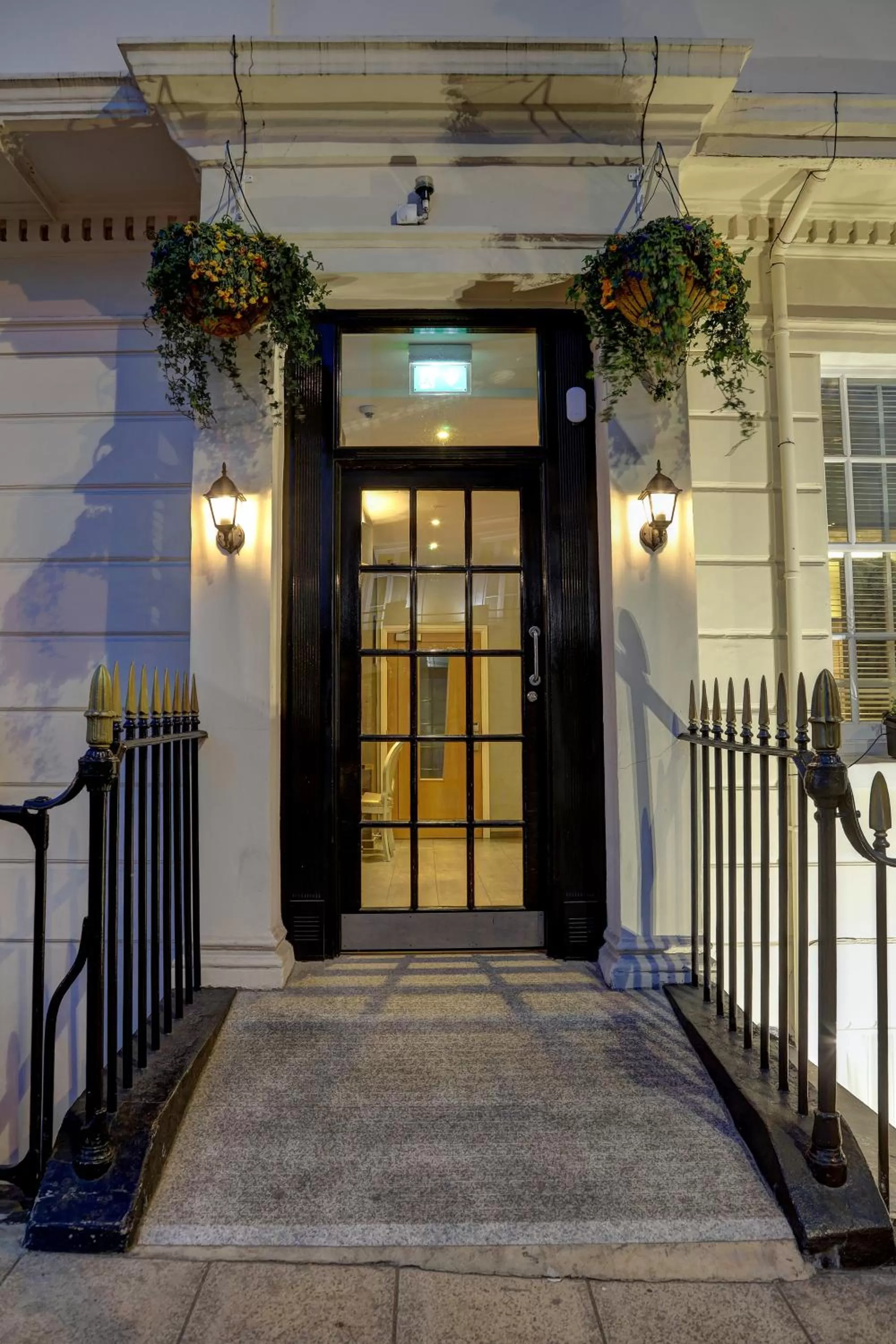 Property building in Best Western Buckingham Palace Rd