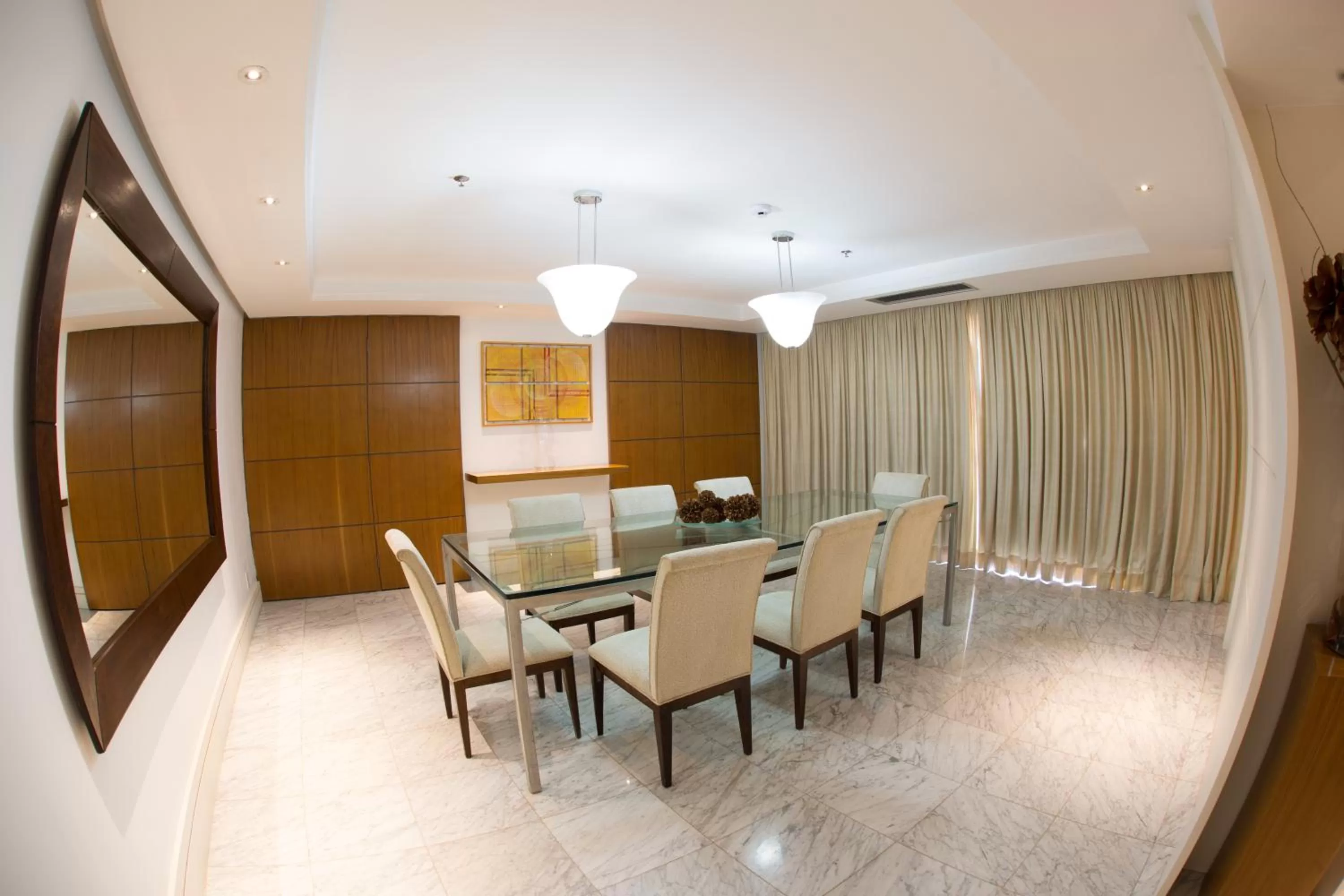 Dining Area in Grand Bittar Hotel