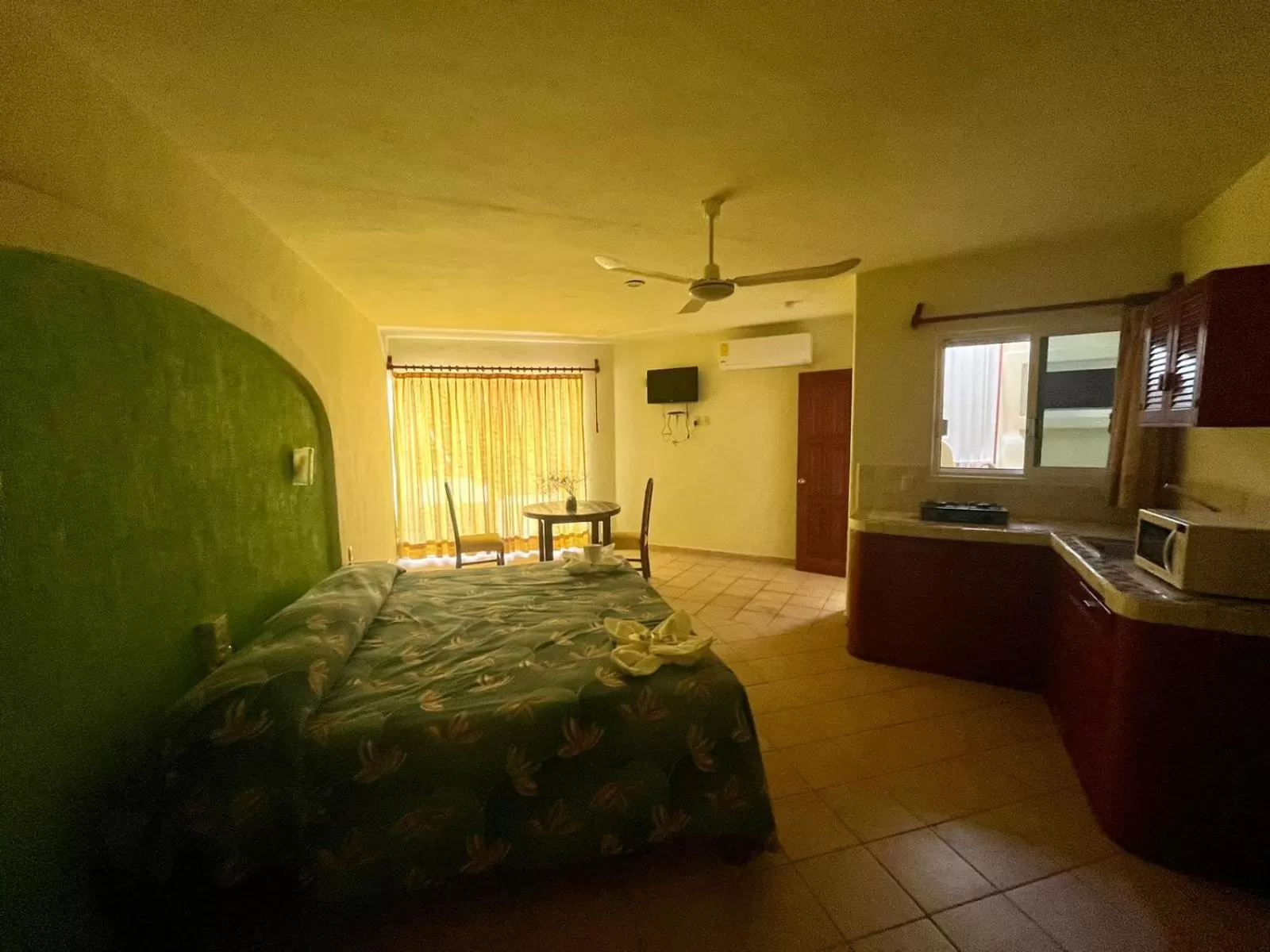 Bed in Hotel Castillo Del Mar - 5 Th Ave