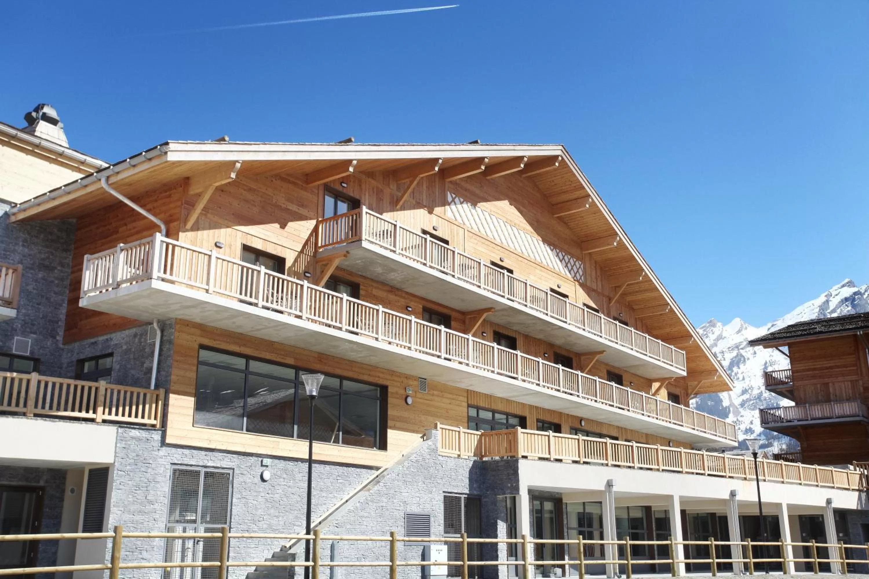 Property building in Hôtel et Spa Le Chamois by Odalys