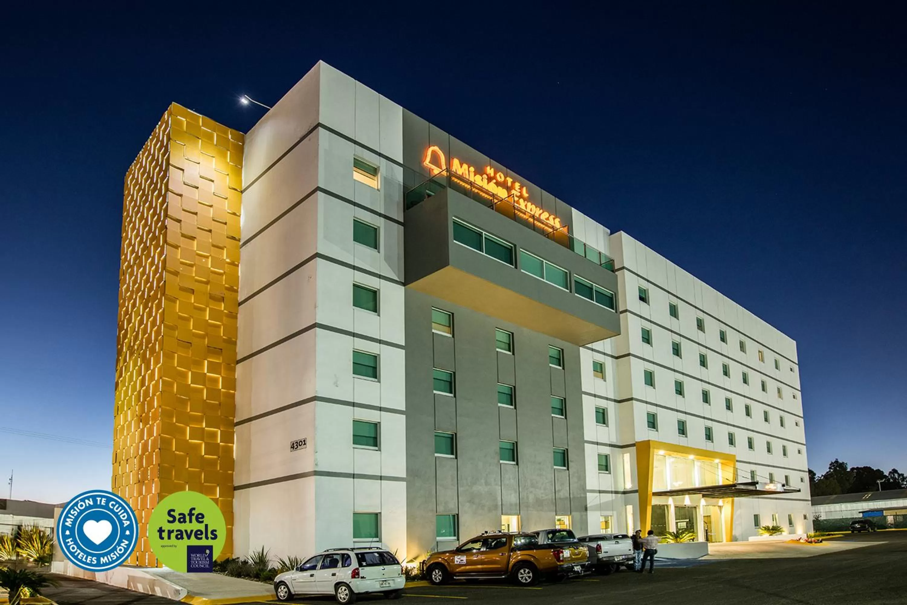 Facade/entrance in Mision Express Durango