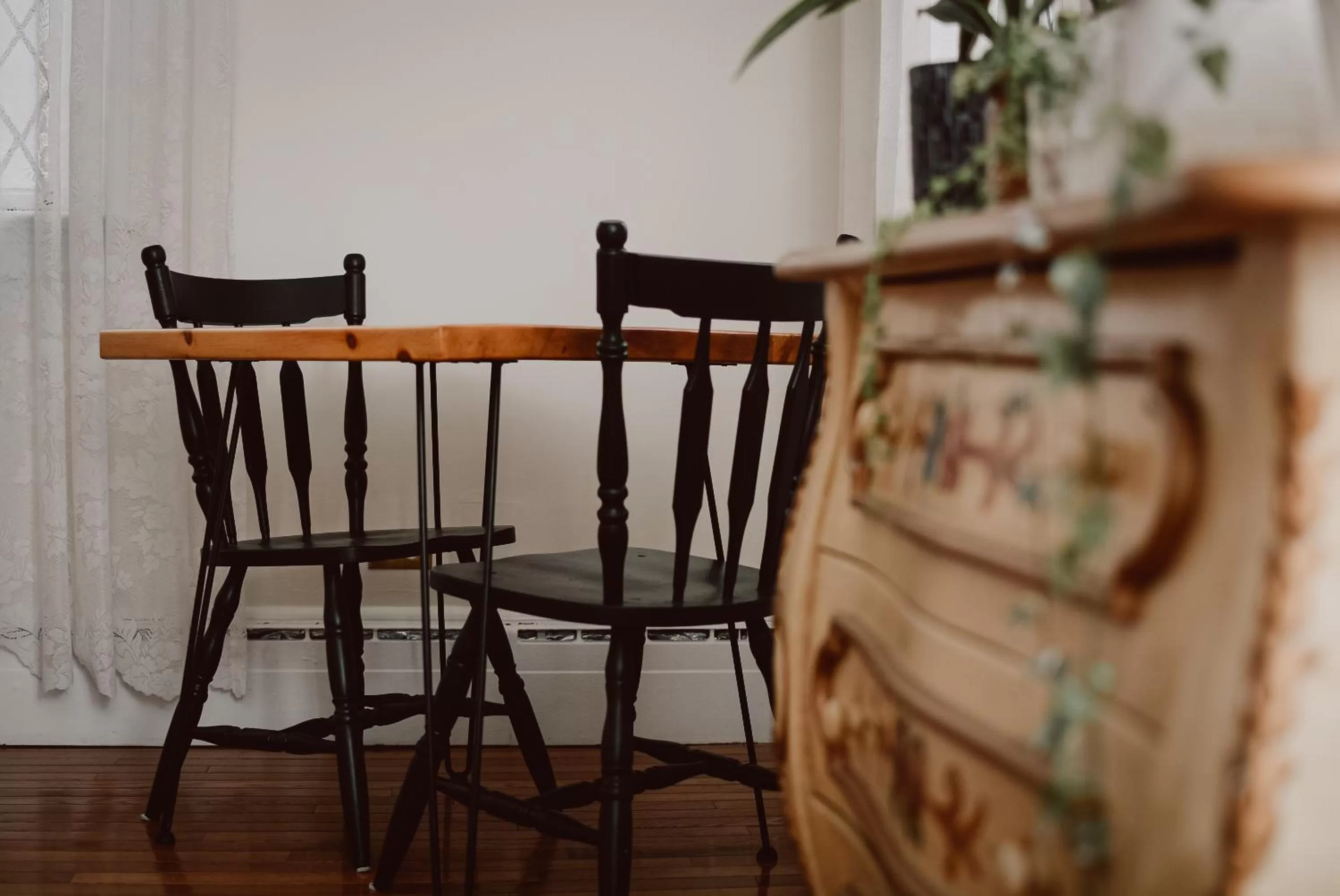 Dining area in Hill Road Manor Bed & Breakfast