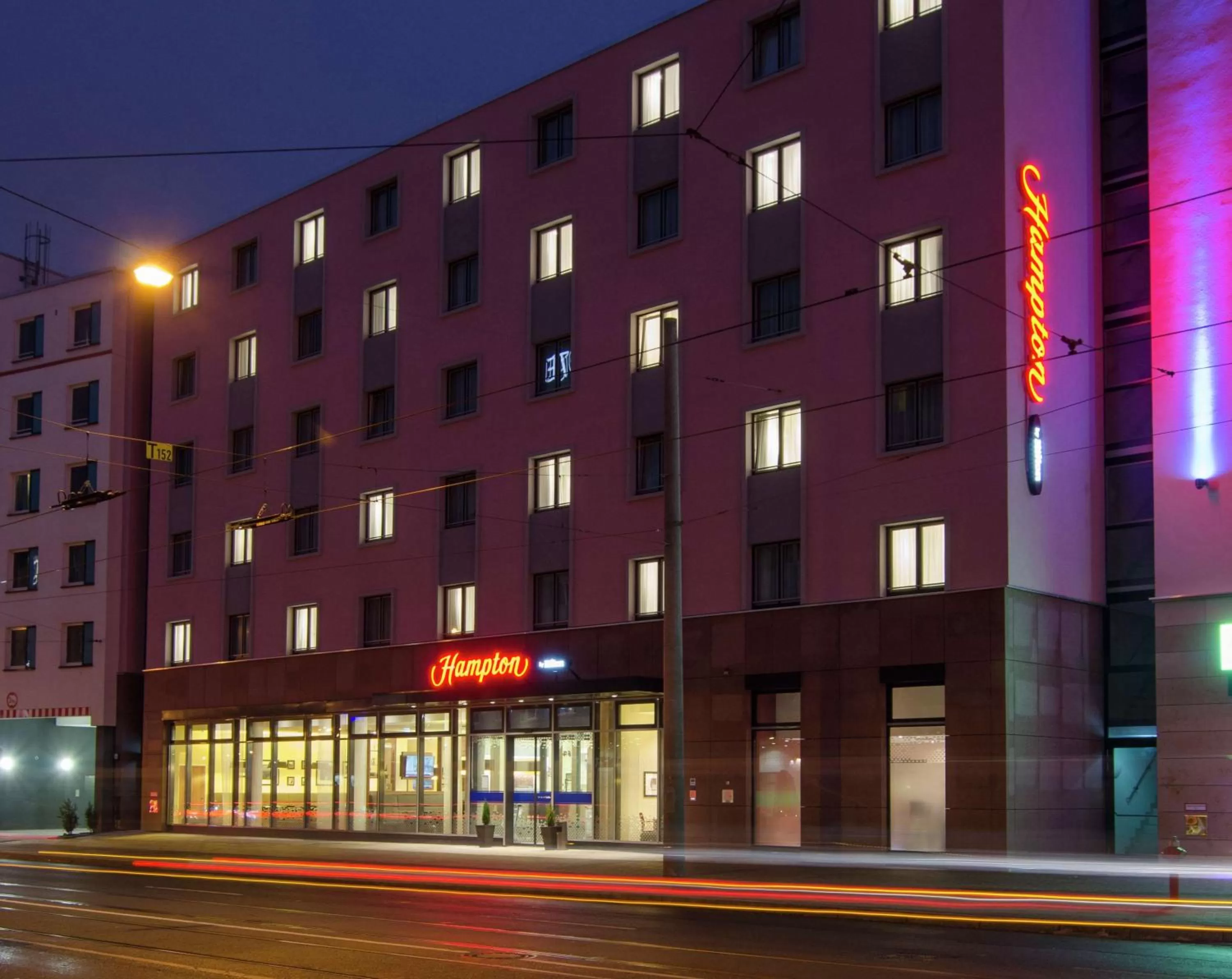 Property building in Hampton by Hilton Nürnberg City Center