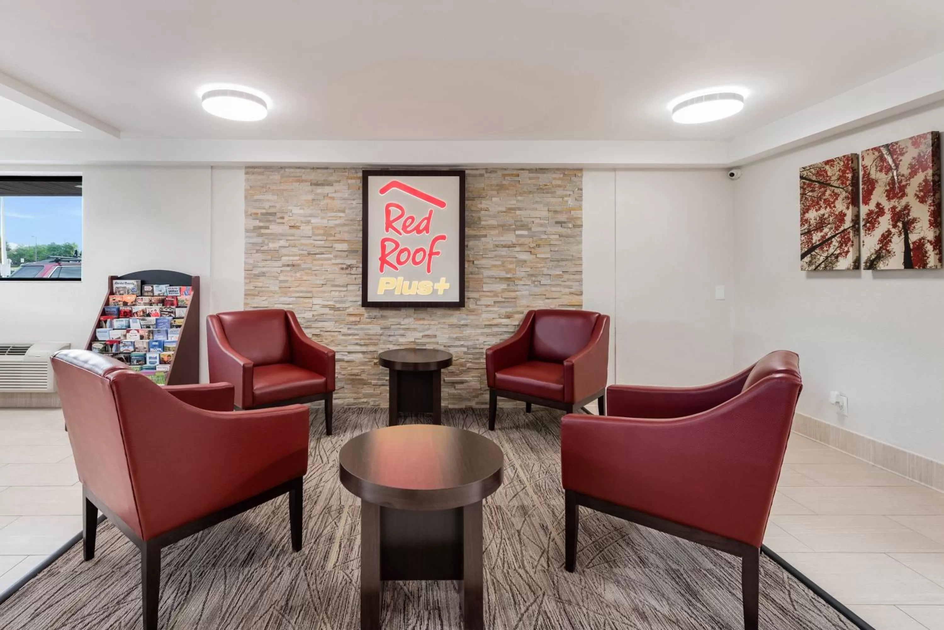 Lobby or reception in Red Roof Inn PLUS+ Columbus - Worthington
