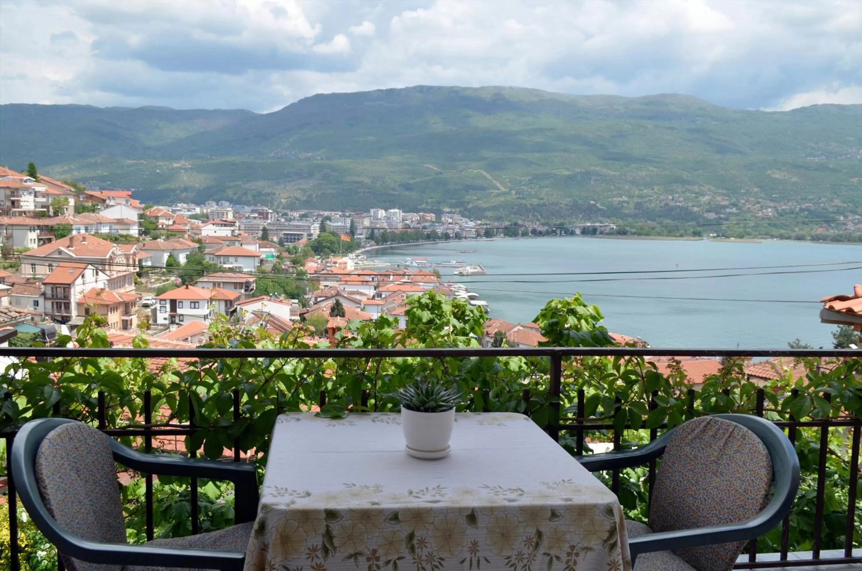 Lake view in Apartments Villa Saray