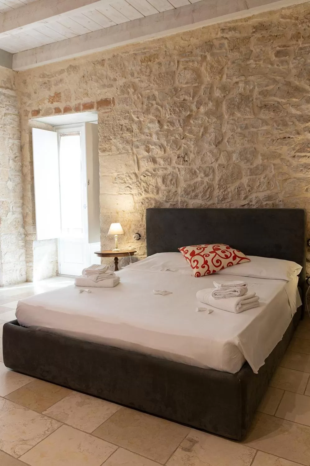 Bed in Graffiti Living - Affittacamere