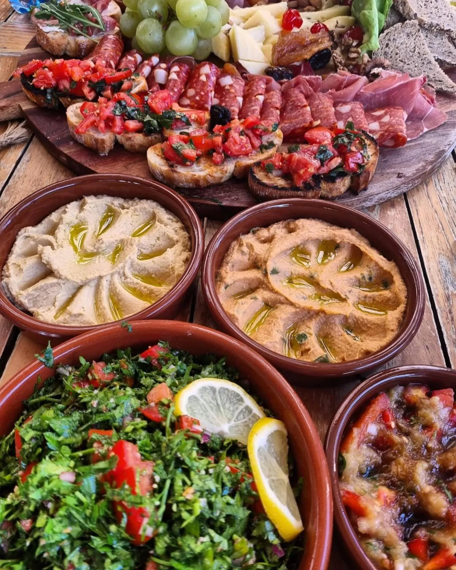 Restaurant/places to eat in Hotel Coandi