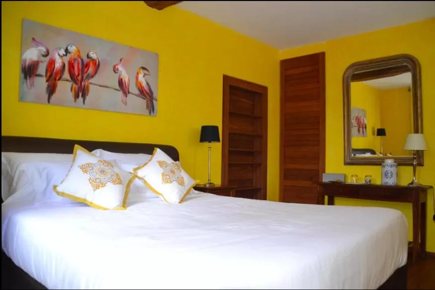 Bed in Chateau Pont Saint-Martin