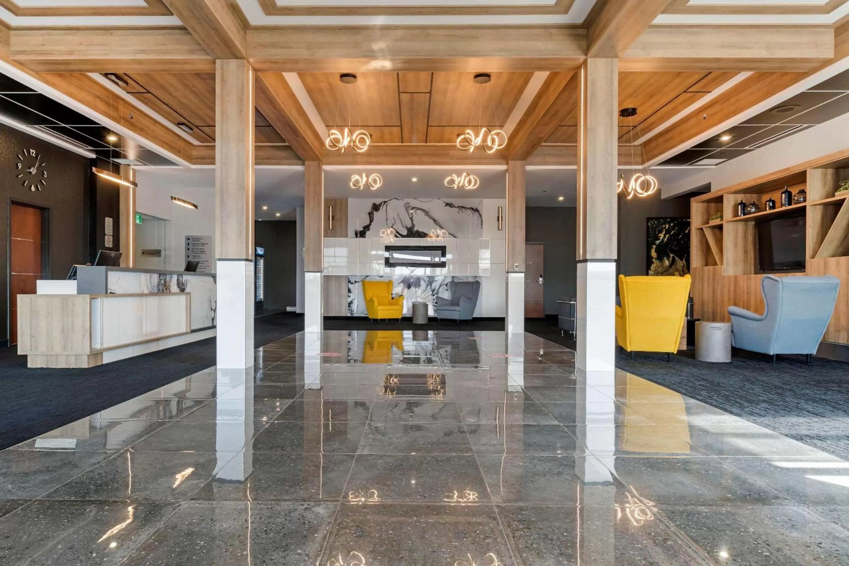 Lobby or reception in Quality Hotel & Conference Centre