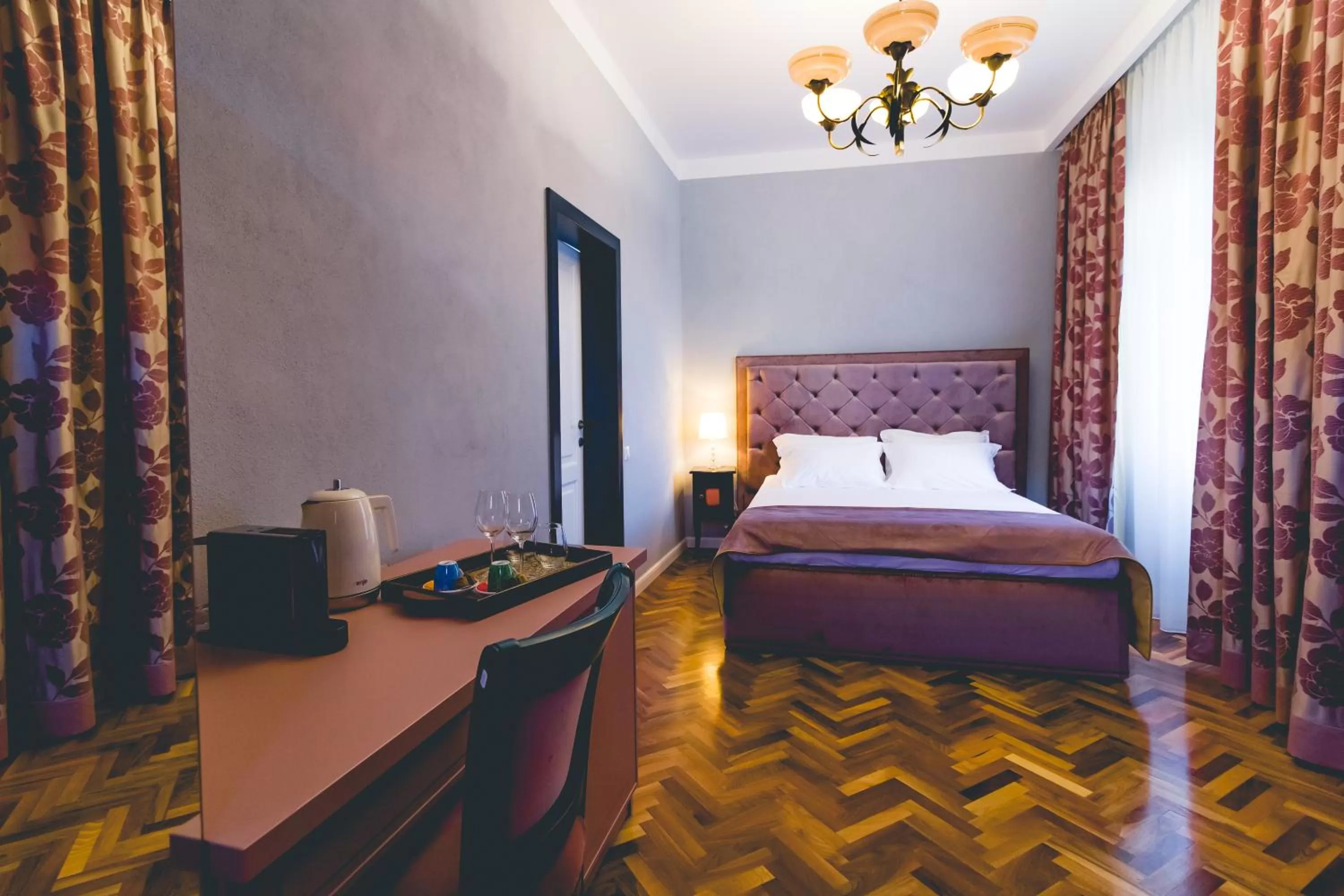 Photo of the whole room, Bed in MAGISTER seven