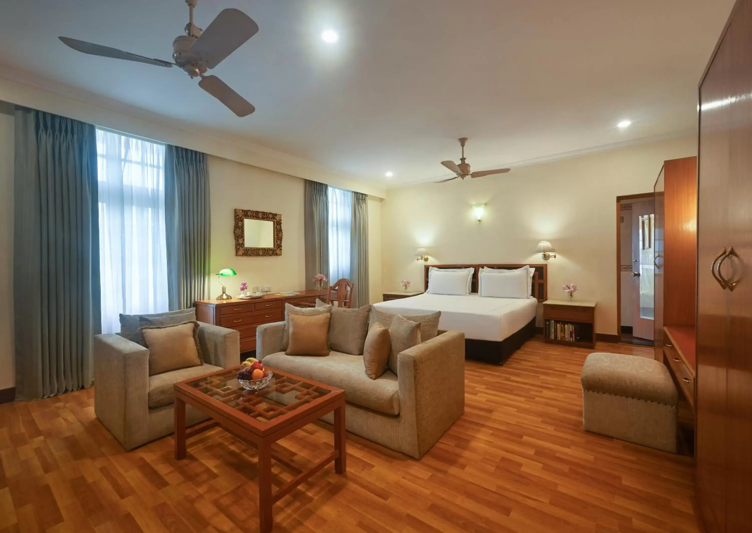 Deluxe Room Double Bed with 15% off on Food and Soft Beverages, Happy Hours (Buy 1 & Get 1) on select menu at InSomnia - single occupancy in Ambassador, New Delhi - IHCL SeleQtions Deluxe Room Double Bed with 15% off on Food and Soft Beverages, Happy Hours (Buy 1 & Get 1) on select menu at InSomnia - single occupancy in Ambassador, New Delhi - IHCL SeleQtions