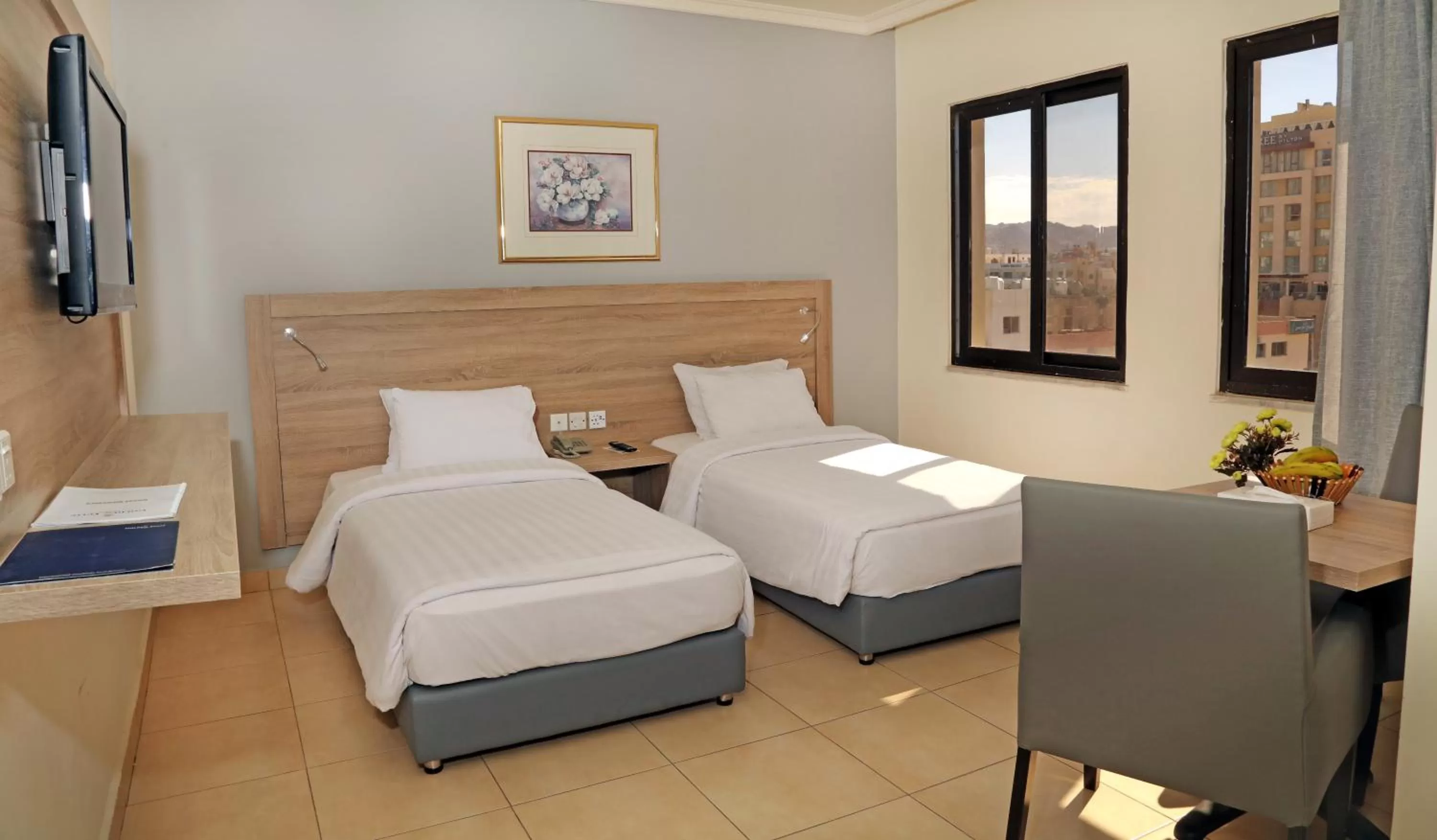 Shower, Bed in Golden Tulip Aqaba
