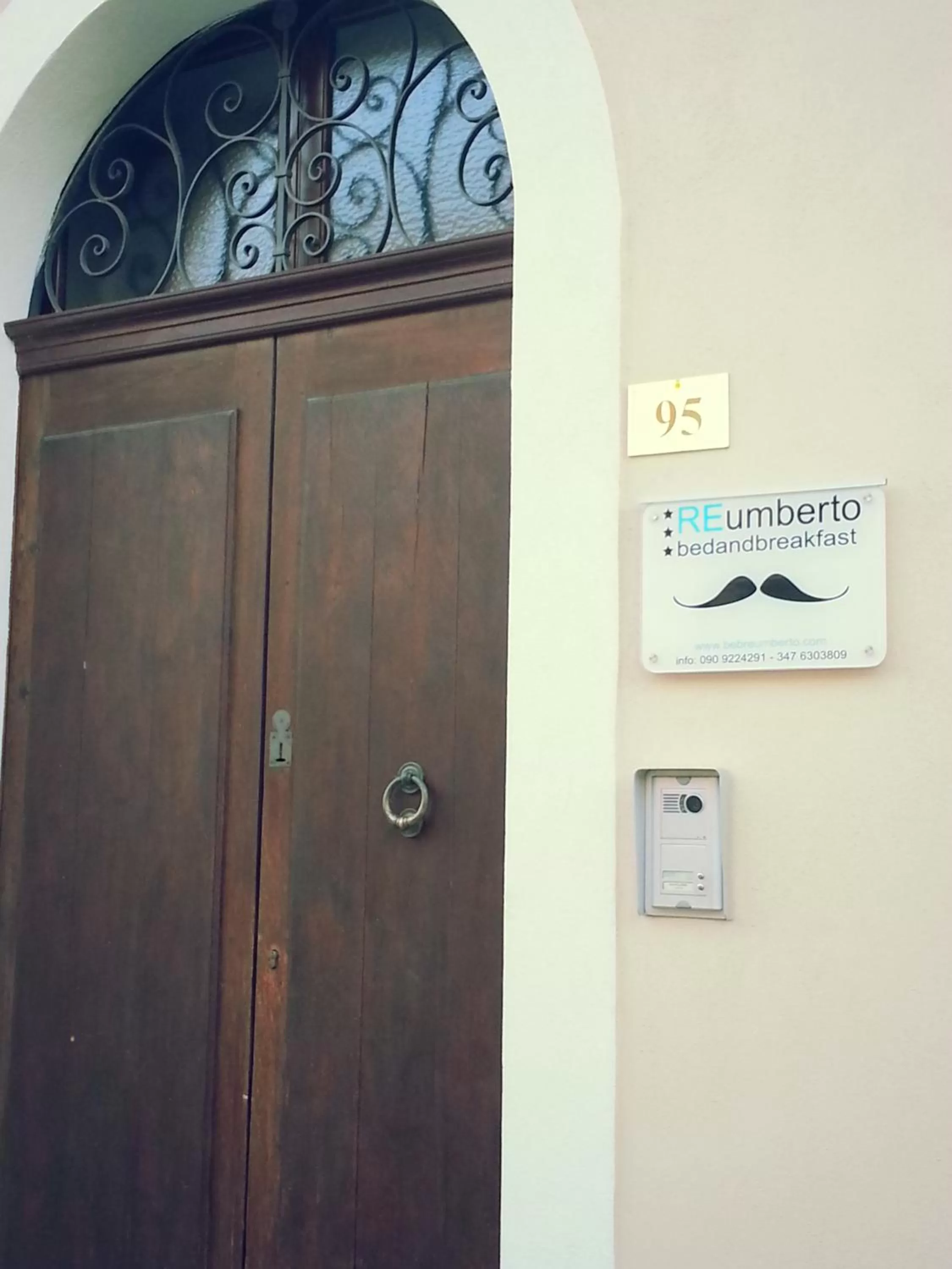 Facade/entrance in B&B Re Umberto