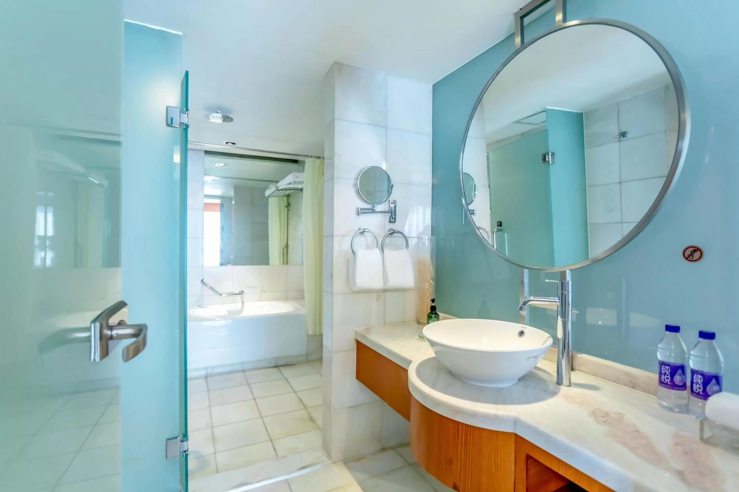 Guo Ji Yi Yuan Hotel