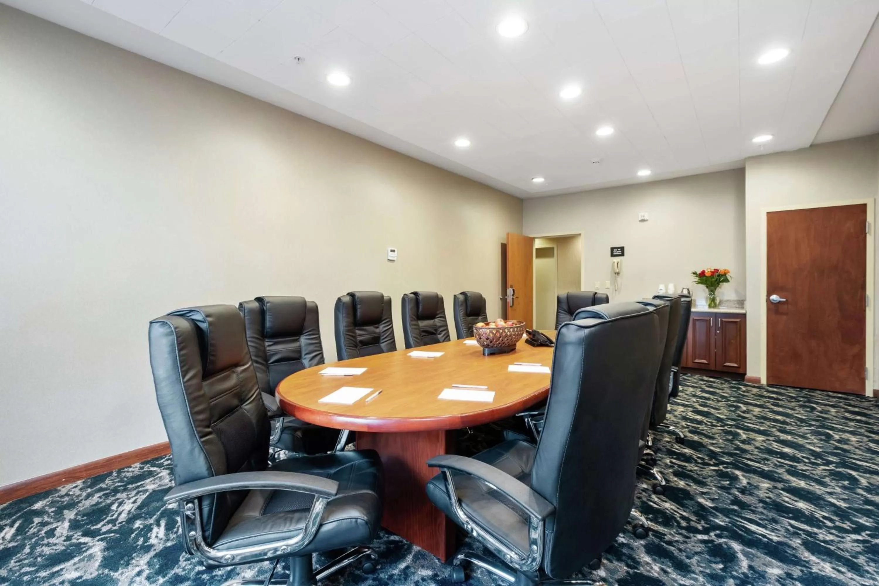 Meeting/conference room in Hampton Inn & Suites Rockland
