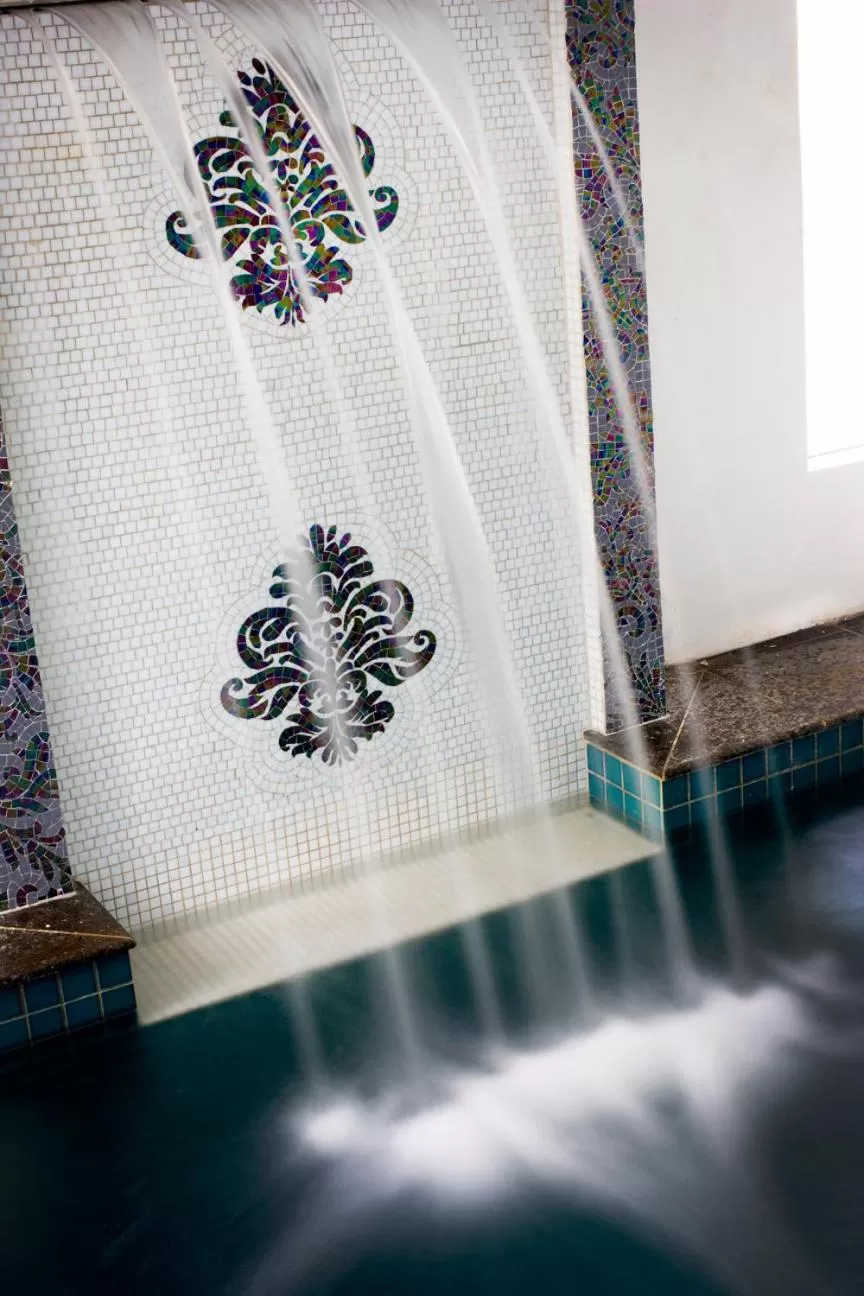 Swimming pool in The Castle on Tamborine