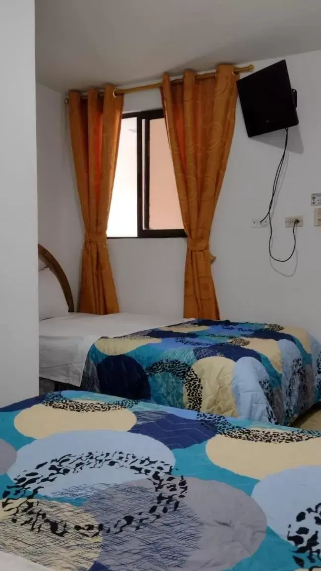 Twin Room in HOTEL DEL PARQUE VELEZ Twin Room in HOTEL DEL PARQUE VELEZ