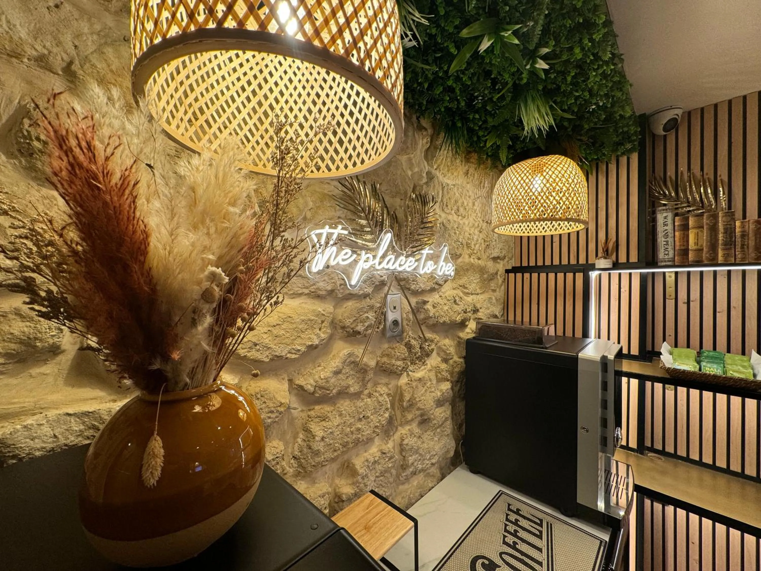 Breakfast in Hotel Nation Montmartre