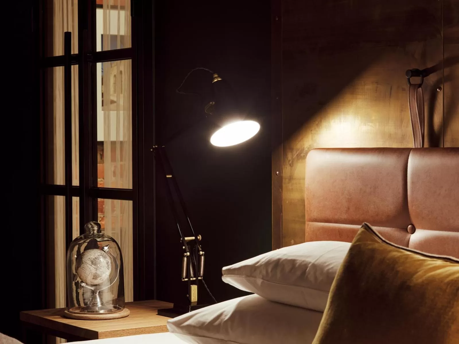 Bed in Gastwerk Hotel Hamburg