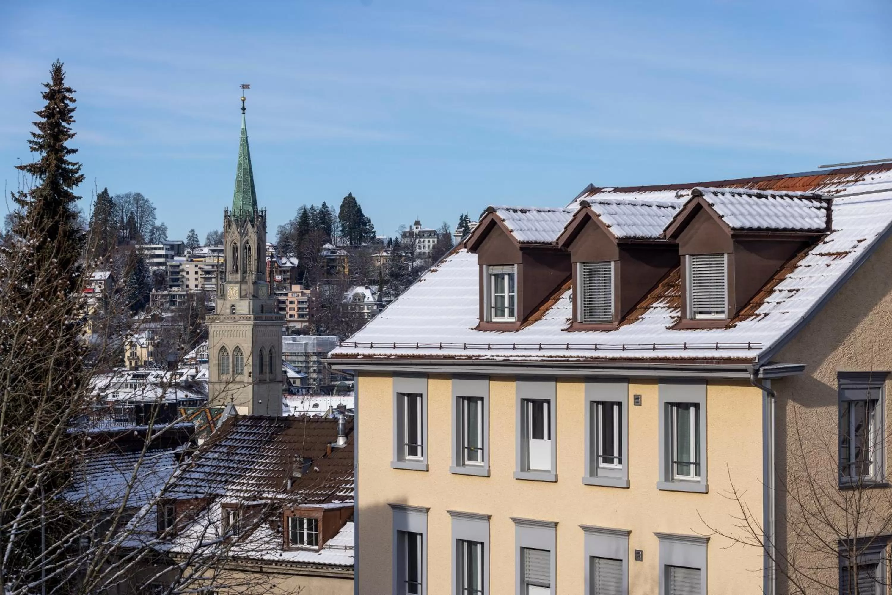 Property building in VISIMO Apartments St Georgen-Strasse St Gallen - Design City Nature
