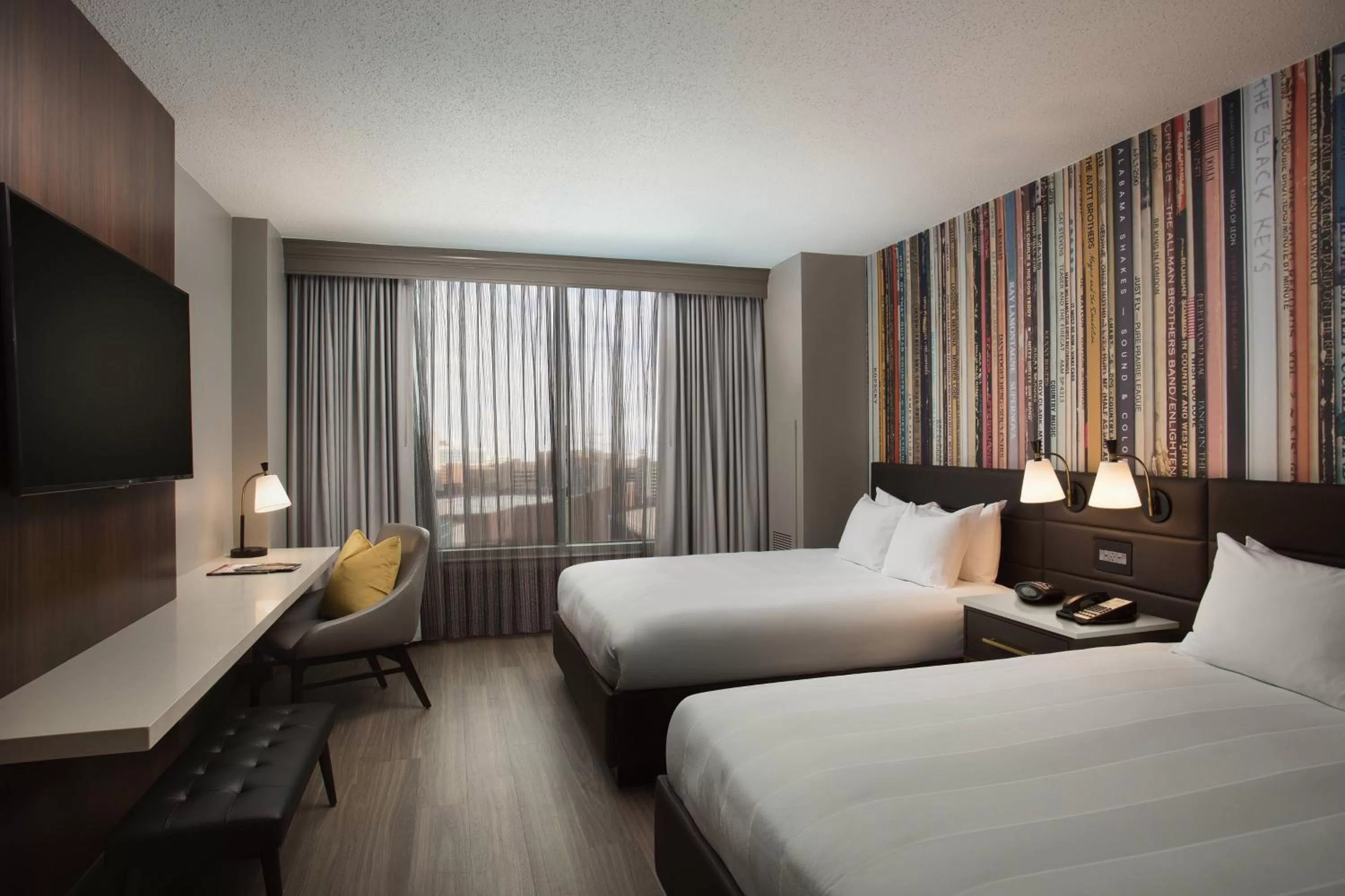 Photo of the whole room, Bed in Nashville Marriott at Vanderbilt University