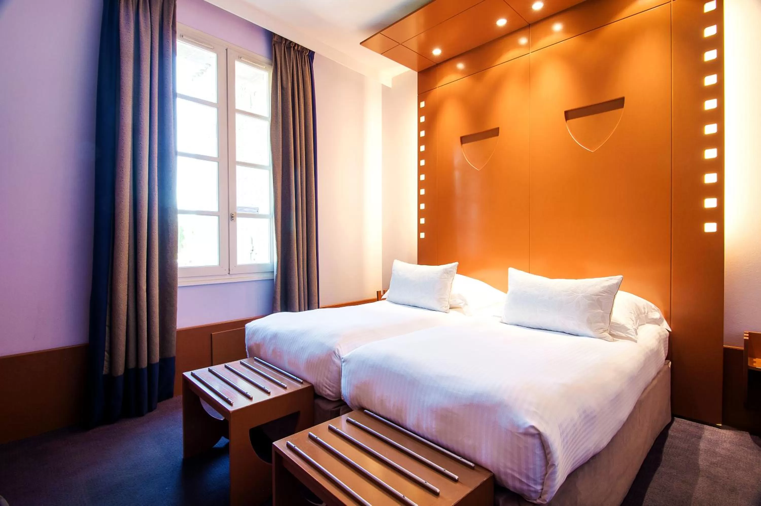 Bedroom, Bed in Hôtel Au Logis des Remparts