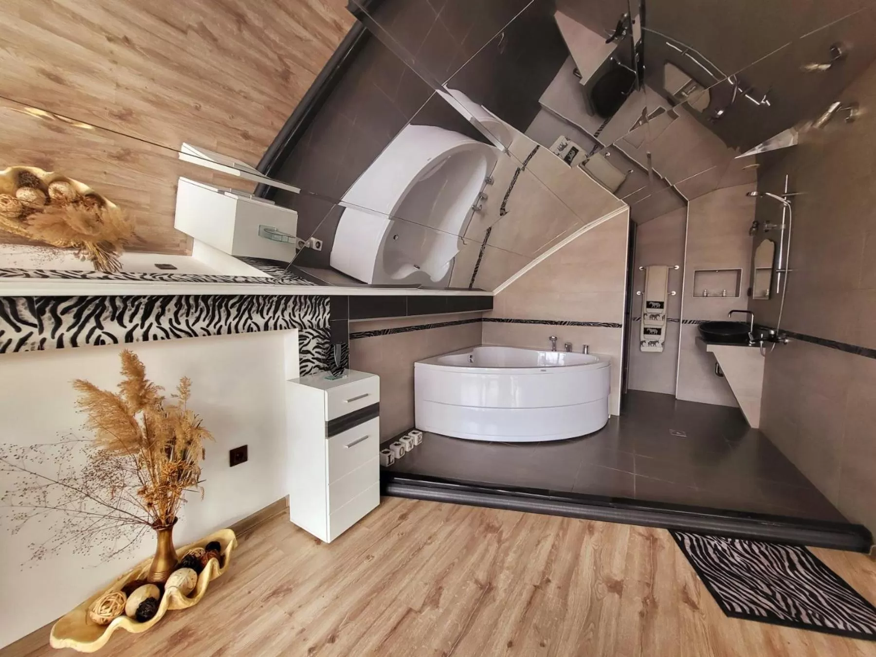 Bathroom in Hotel Africa