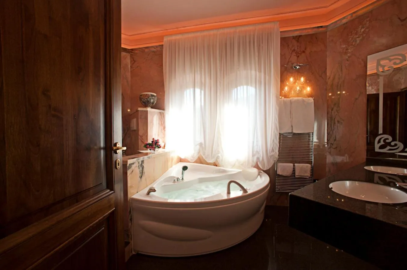 Bathroom in Albergo La Lanterna