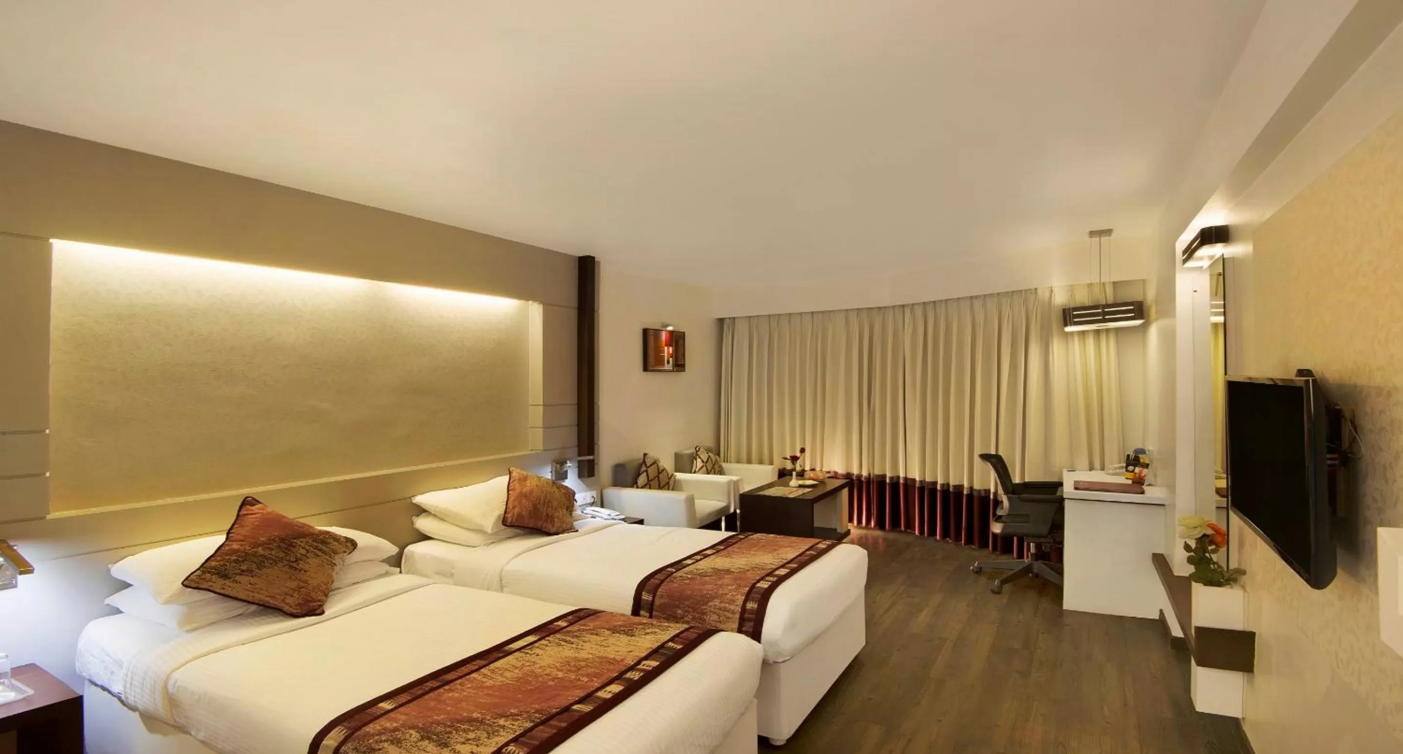 Bedroom, Bed in Sayaji Indore
