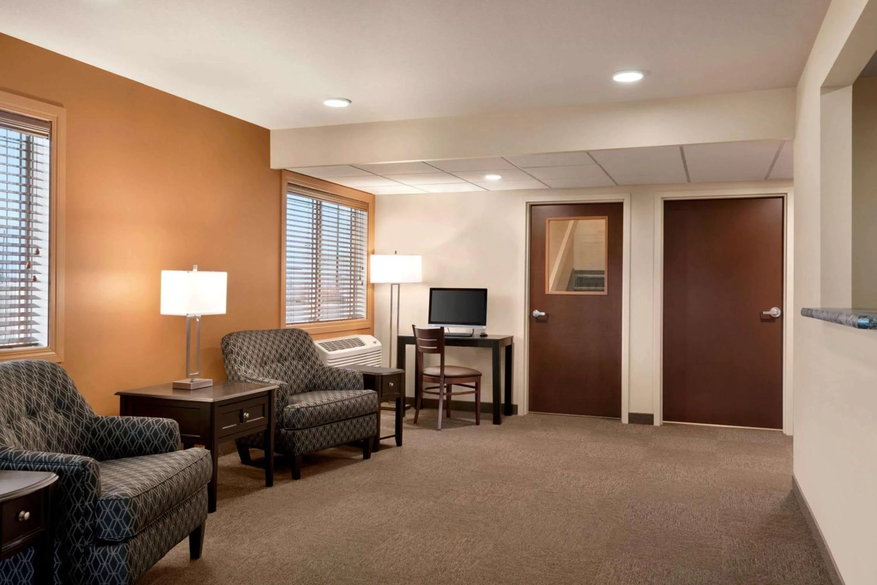 Lobby or reception in Travelodge by Wyndham Pincher Creek