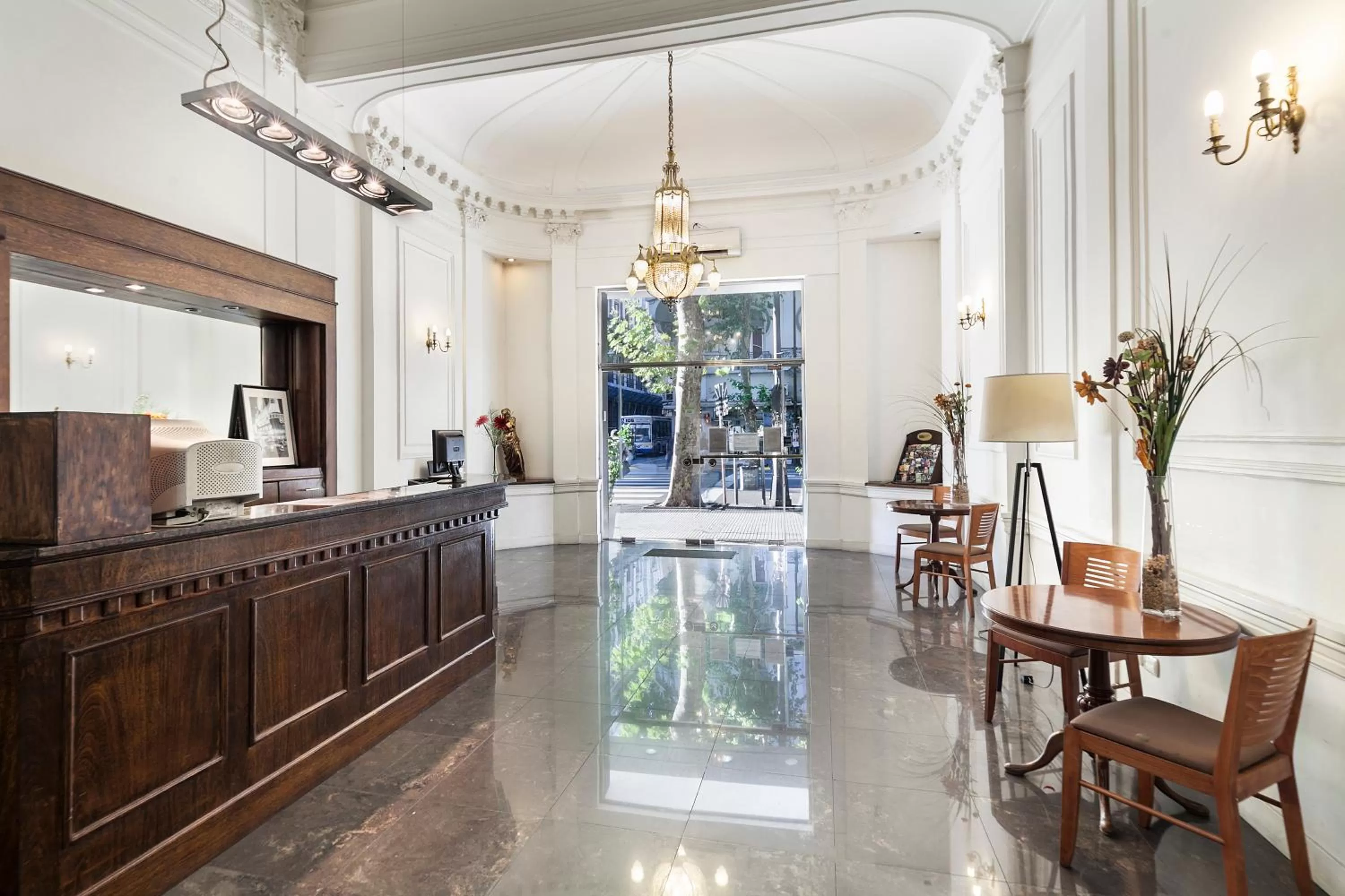 Lobby or reception in Crisol Mundial