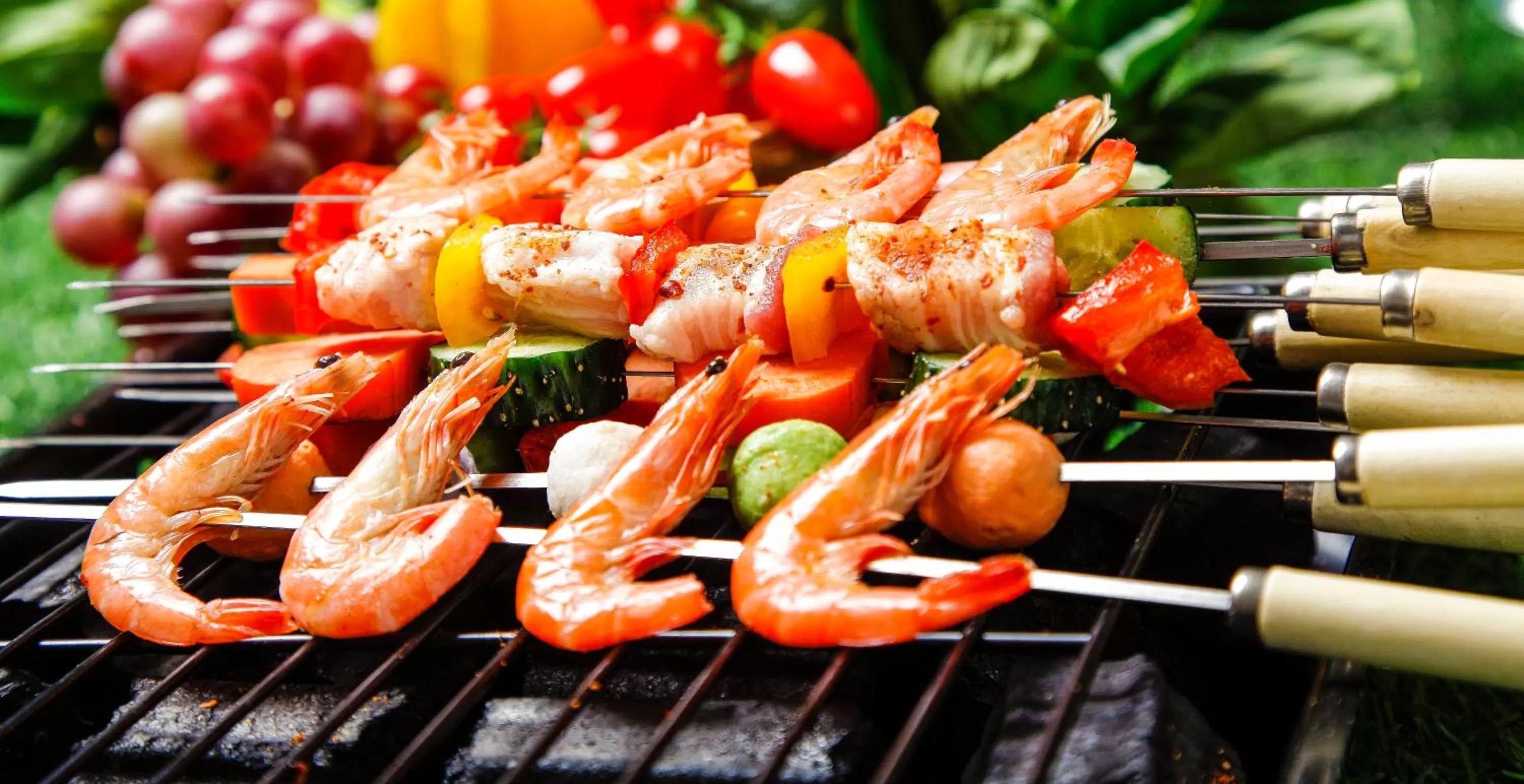 Restaurant/places to eat in Crowne Plaza Guangzhou City Centre by IHG