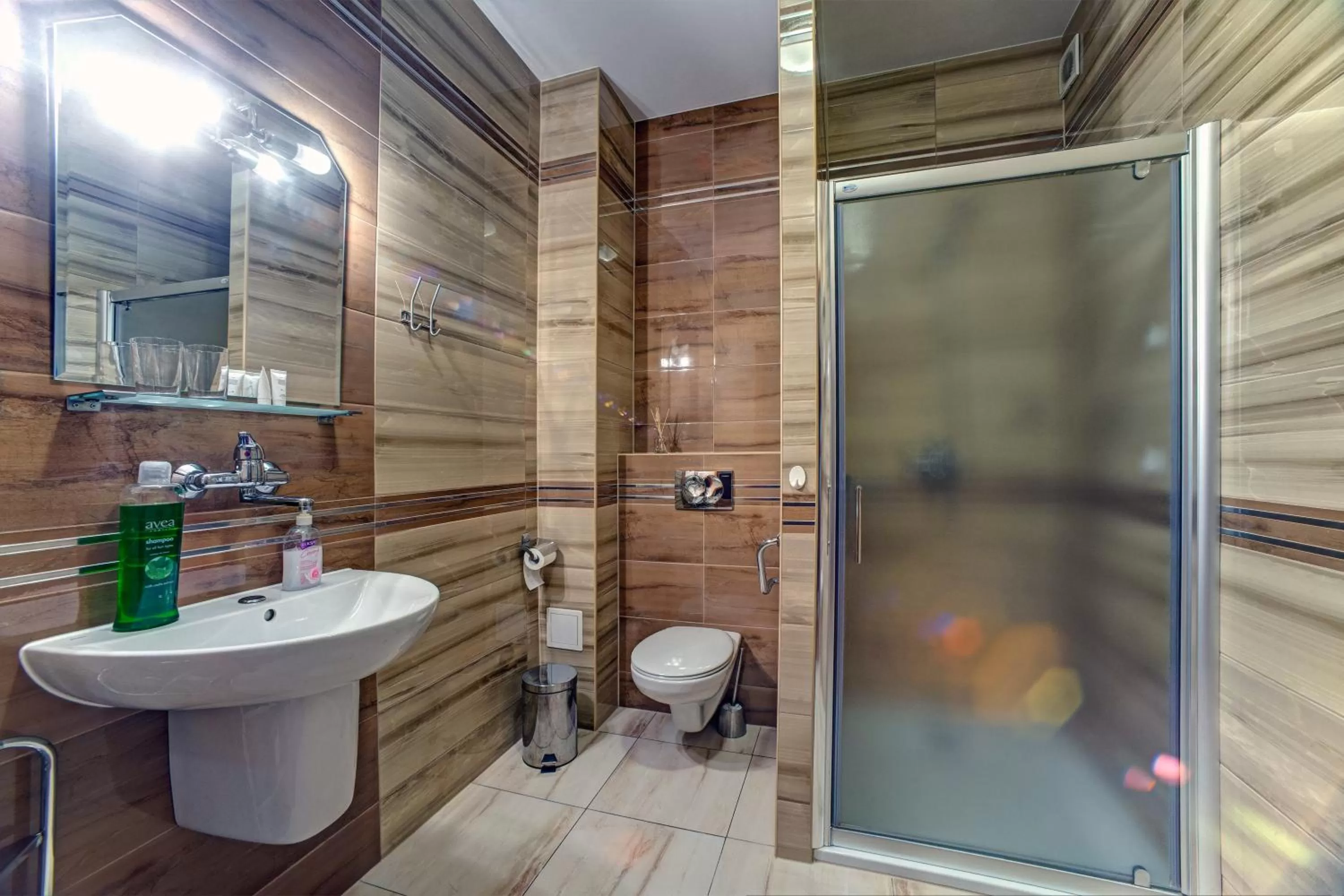 Shower in Hotel i Restauracja Bona