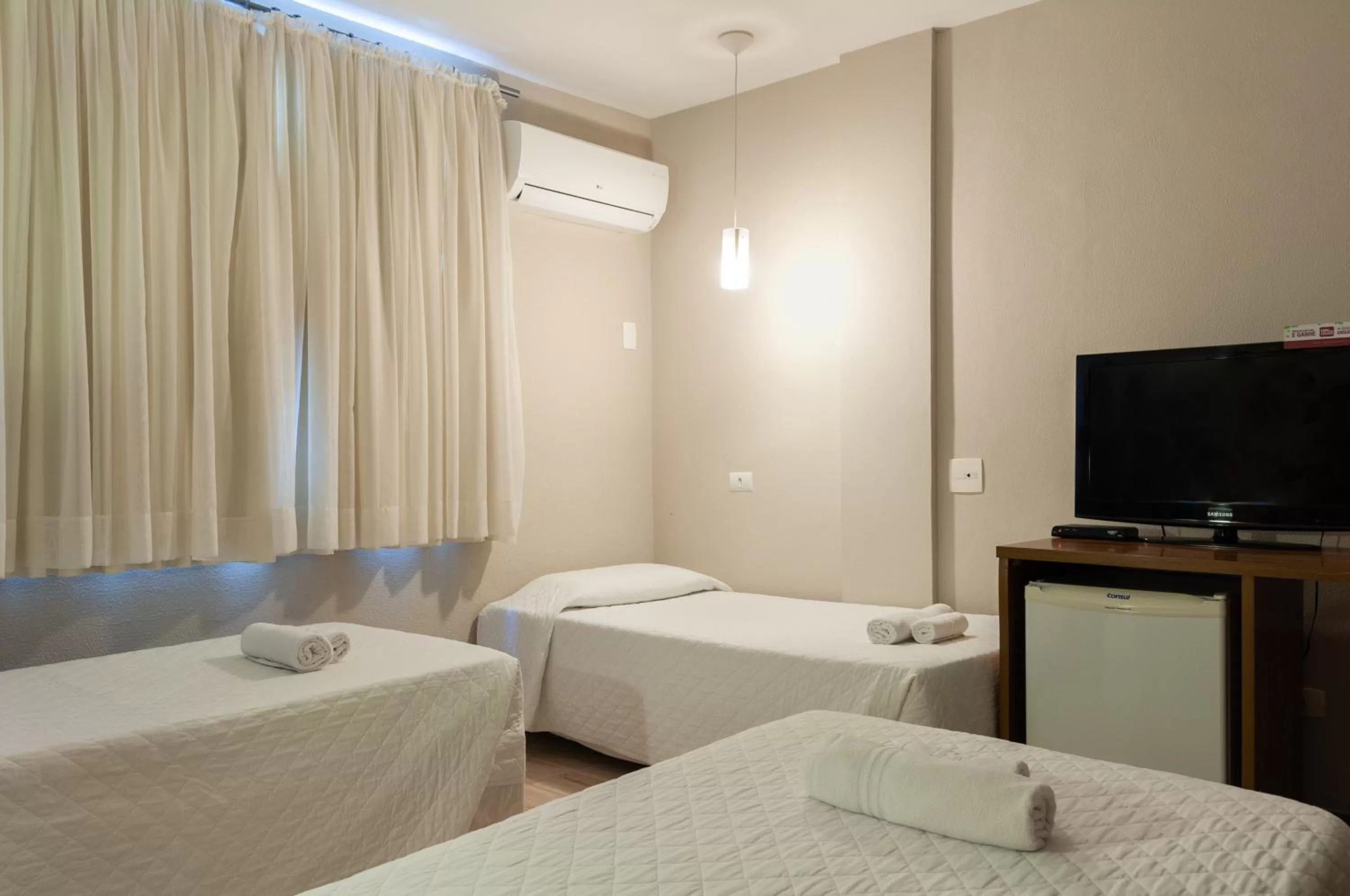 Bed in SJ Executive - San Juan Curitiba