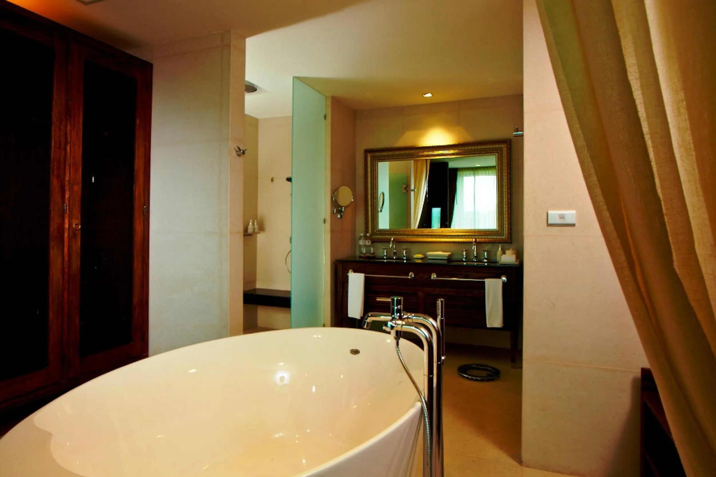 Bathroom in SUNSURI PHUKET, Nai Harn Beach