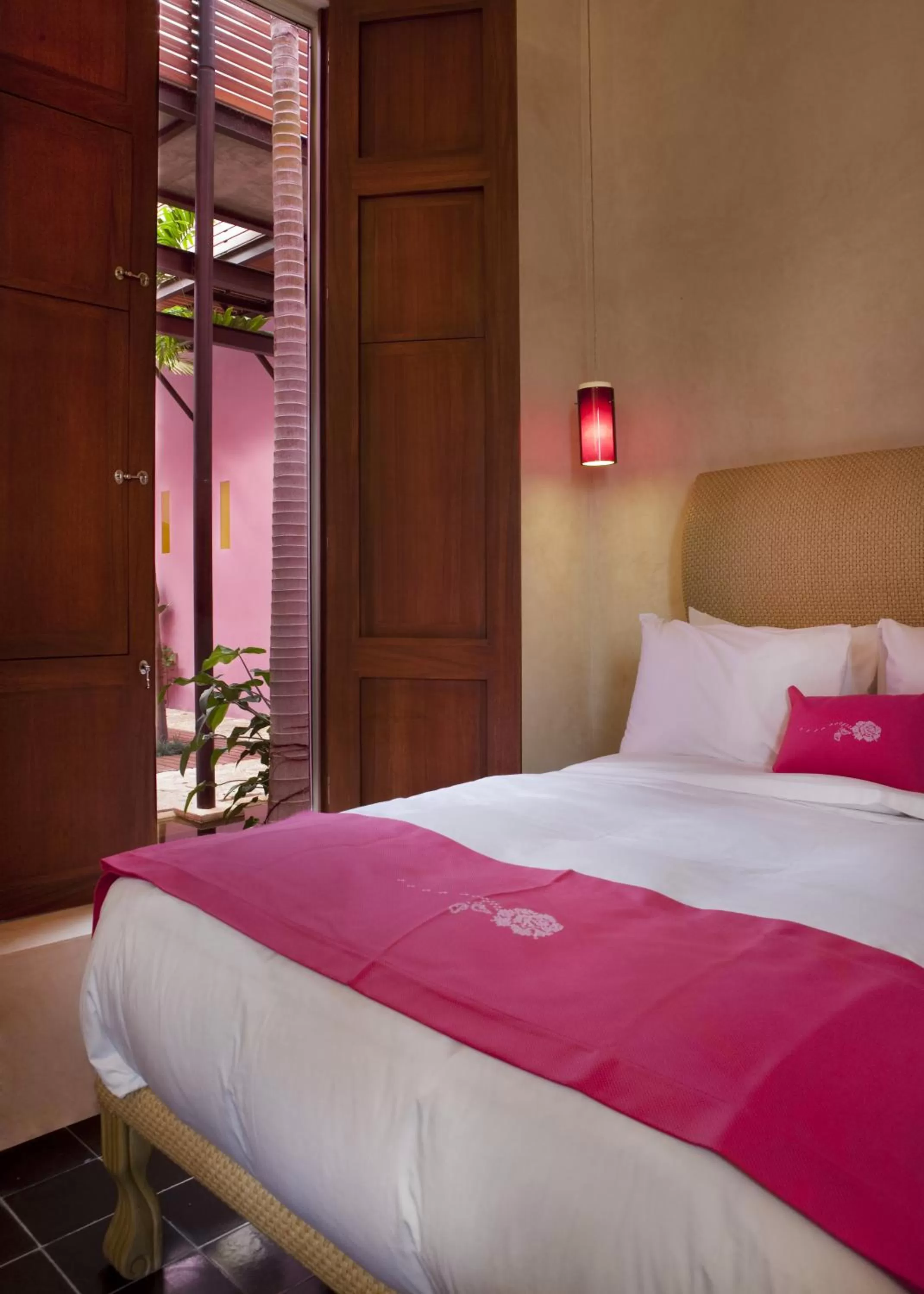 Decorative detail, Bed in Rosas & Xocolate Boutique Hotel and Spa Merida, a Member of Design Hotels