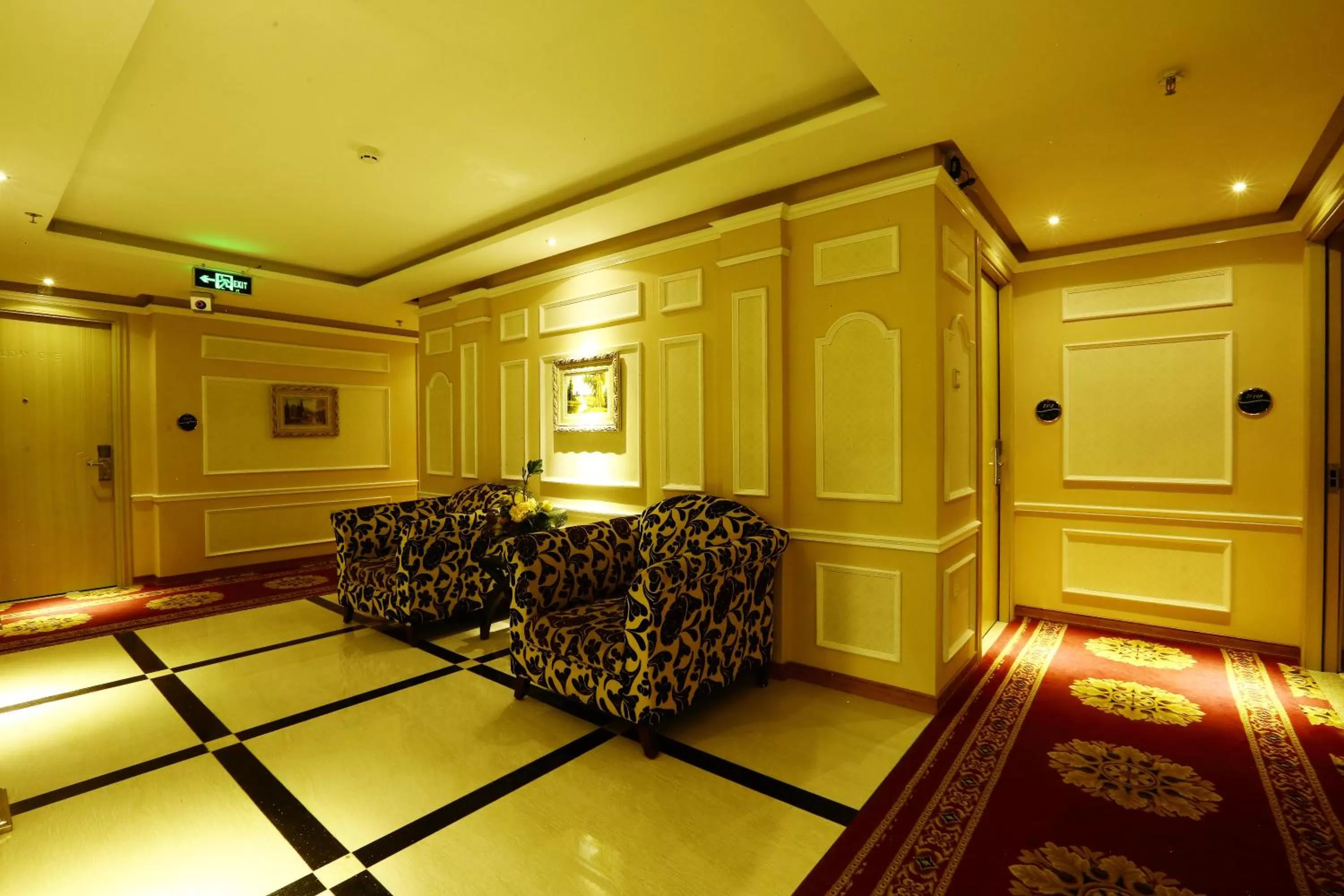 Photo of the whole room in Holiday One Can Tho Hotel