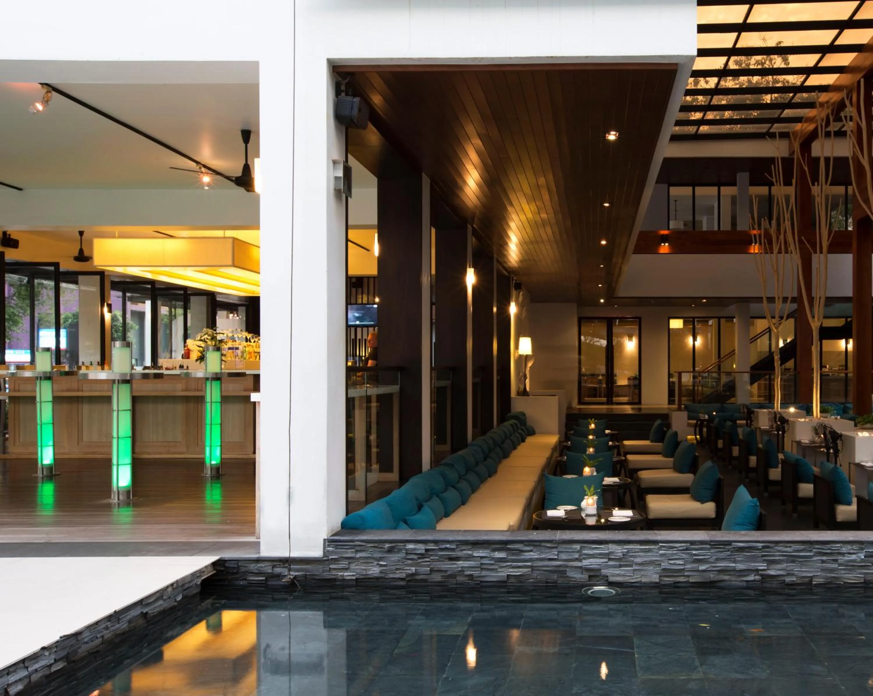 Restaurant/places to eat in Nap Patong