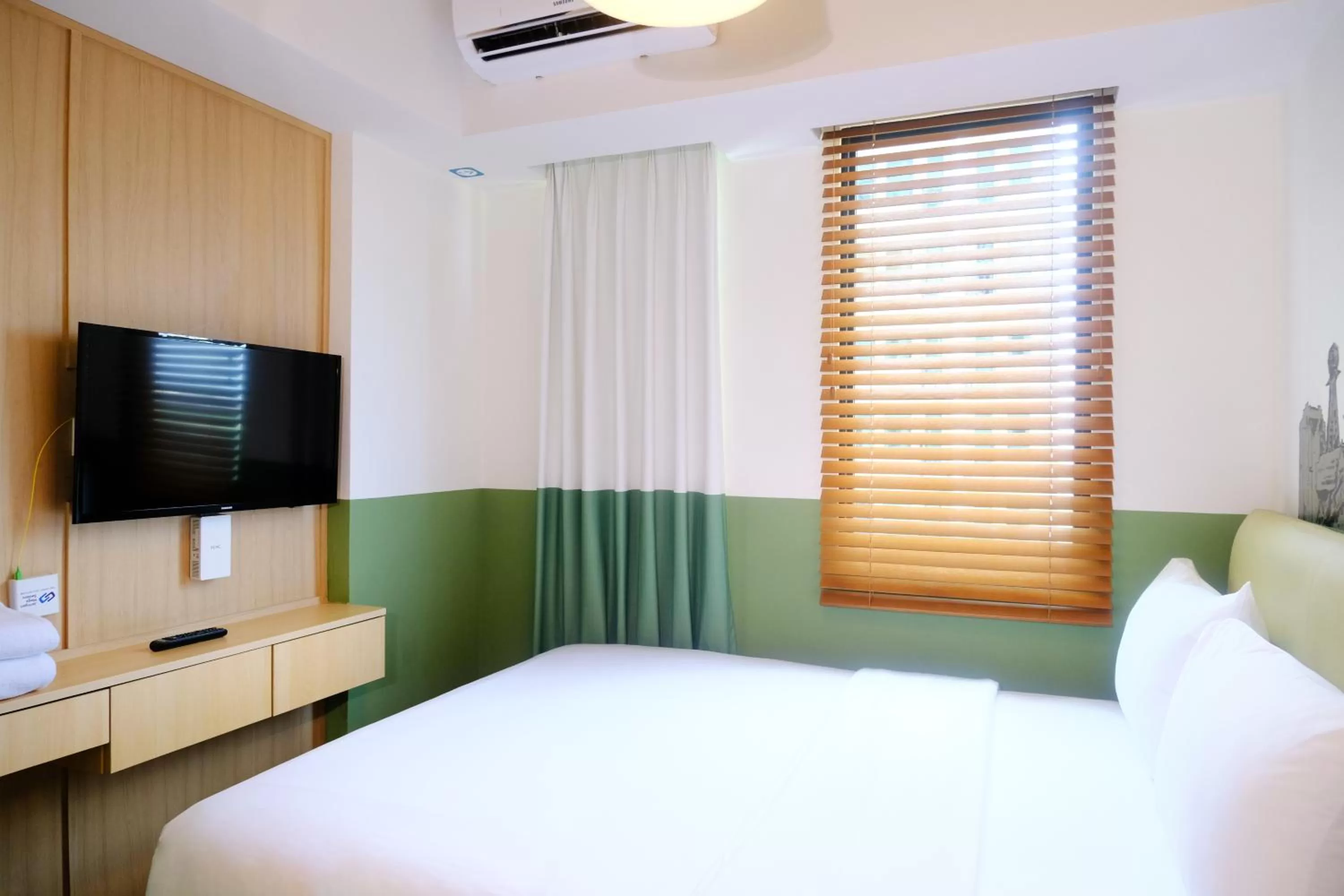 Bed in Hotel Osaka PIK2