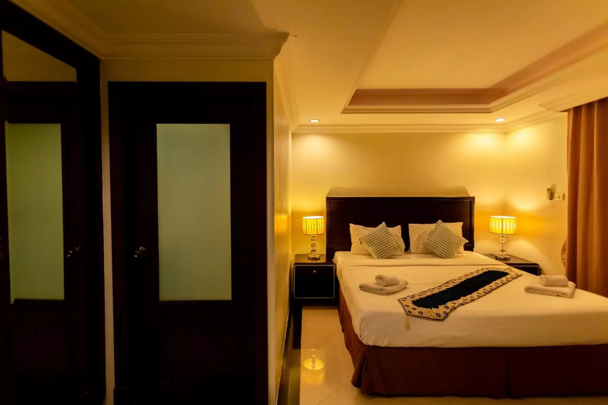 Photo of the whole room, Bed in Ivory Palace Hotel