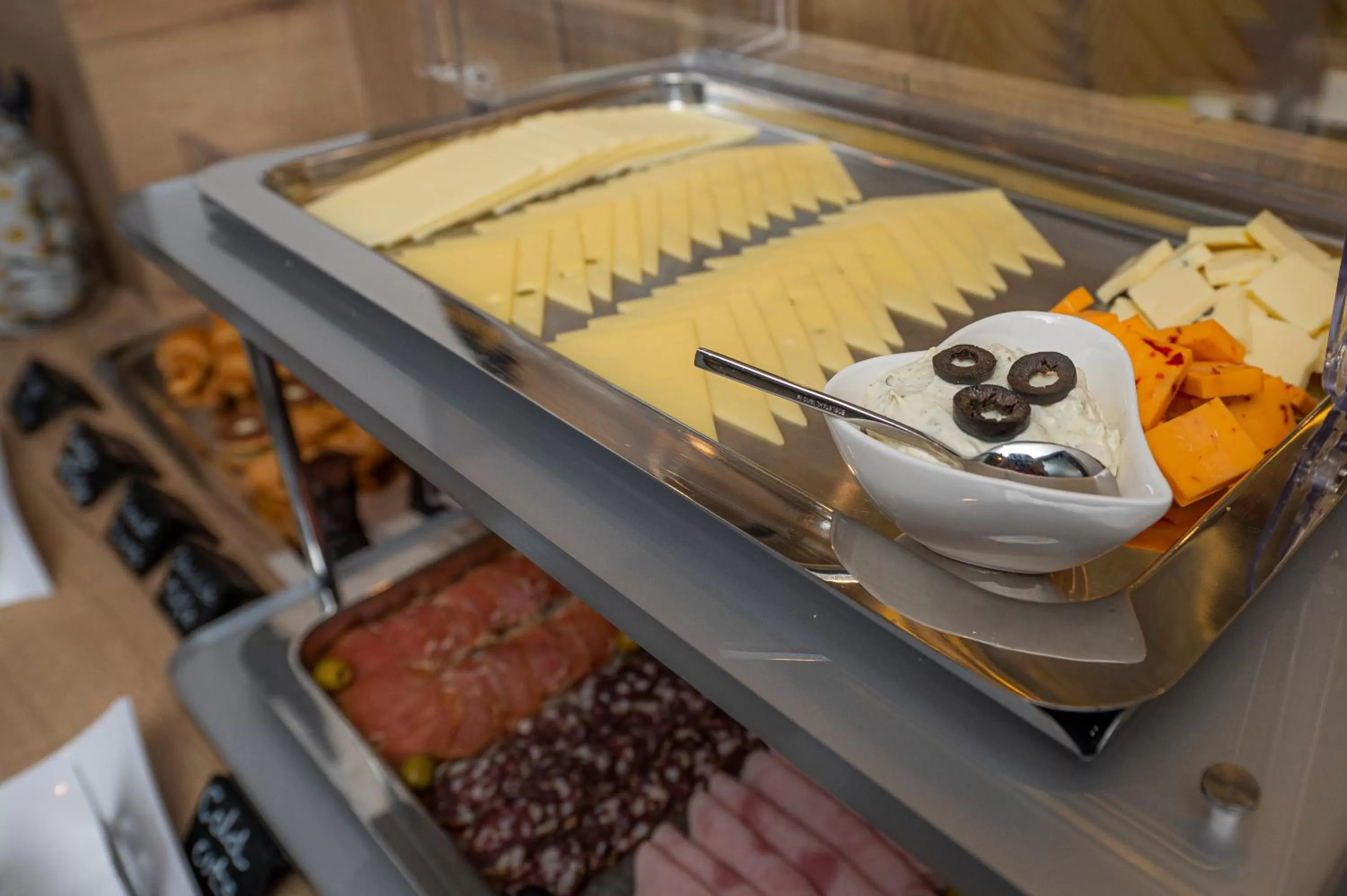 Buffet breakfast, Food in Veldes B&B