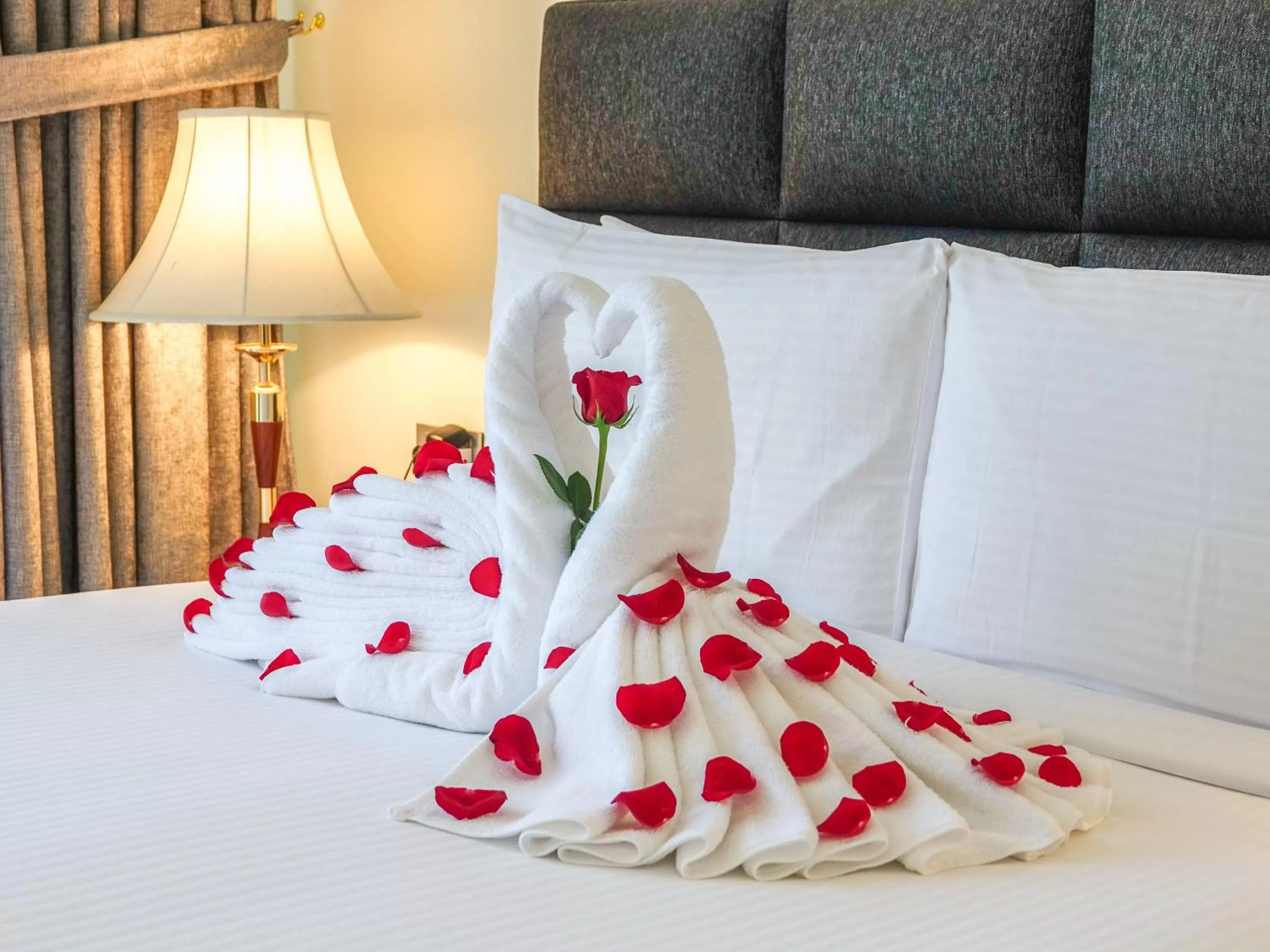Bed in Al Kout Beach Hotel