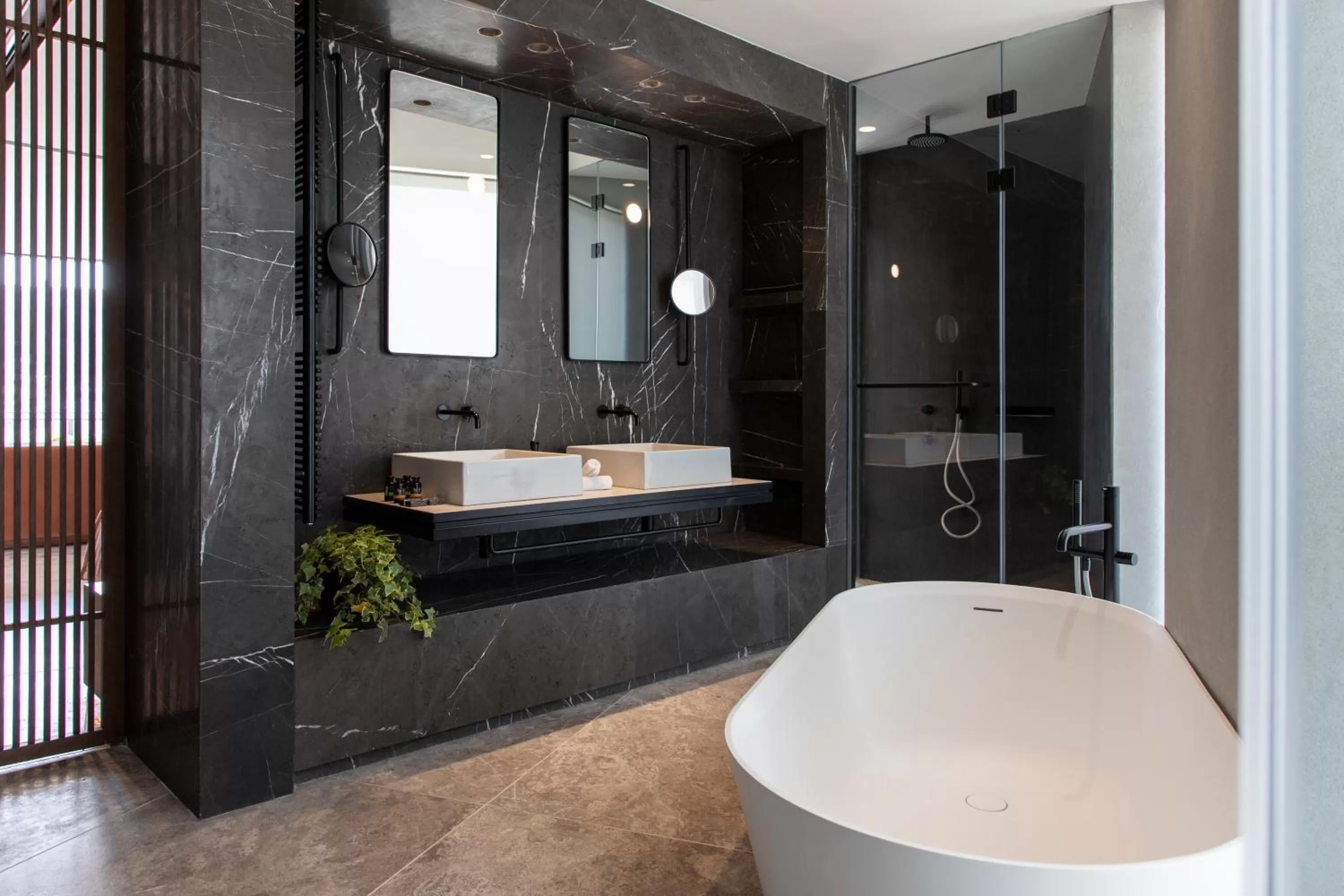 Shower in Perianth Hotel, a Member of Design Hotels