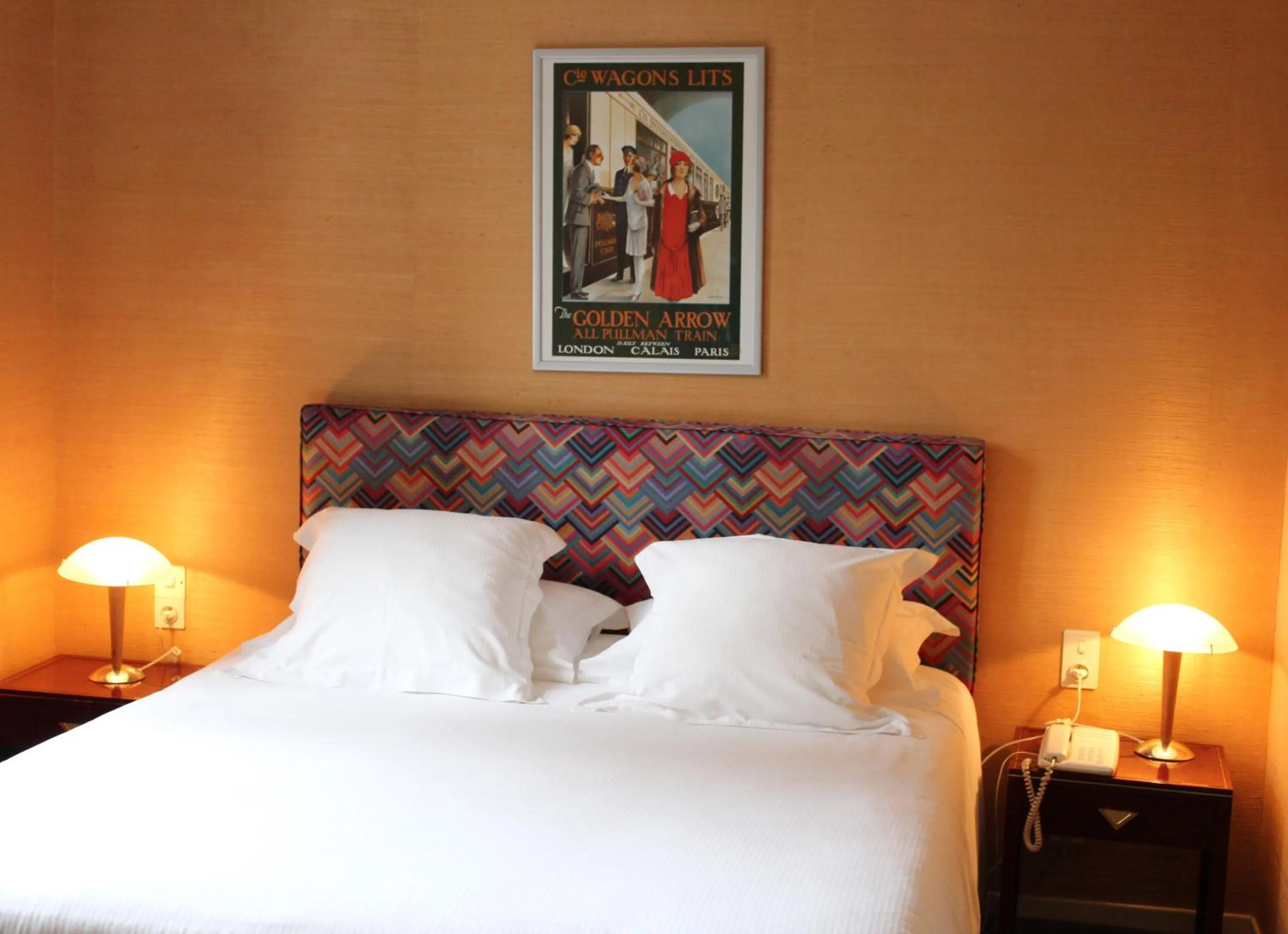 Decorative detail, Bed in Hostellerie Du Grand Saint Antoine