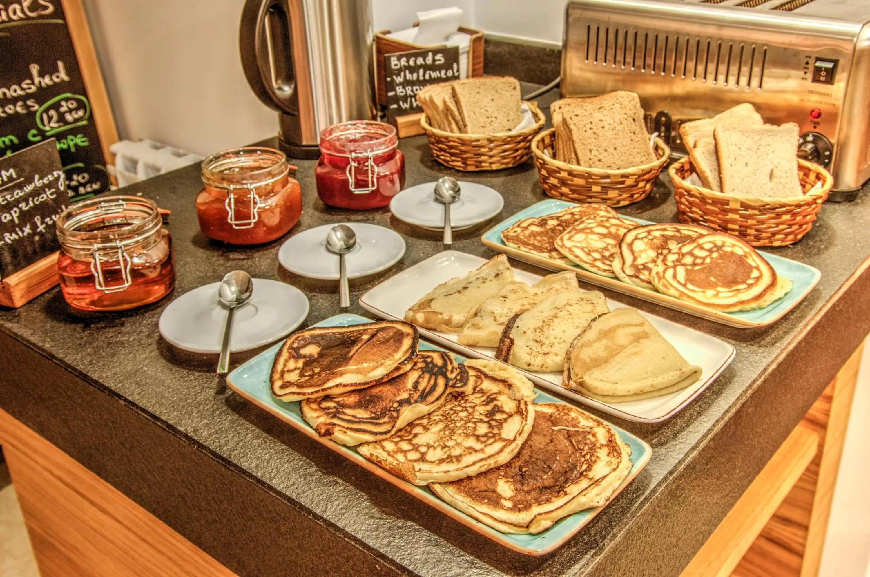 Restaurant/places to eat in Holiday Inn Plovdiv by IHG