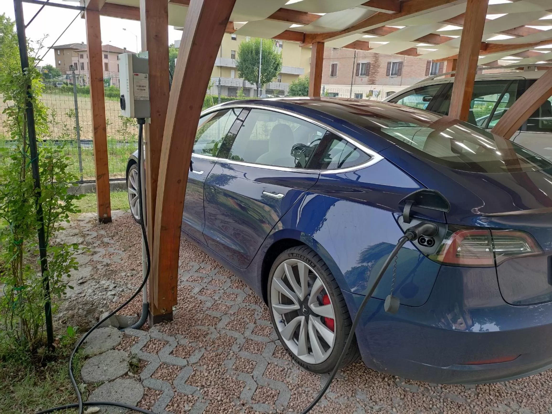 Parking in B&B Le Noci di Feo