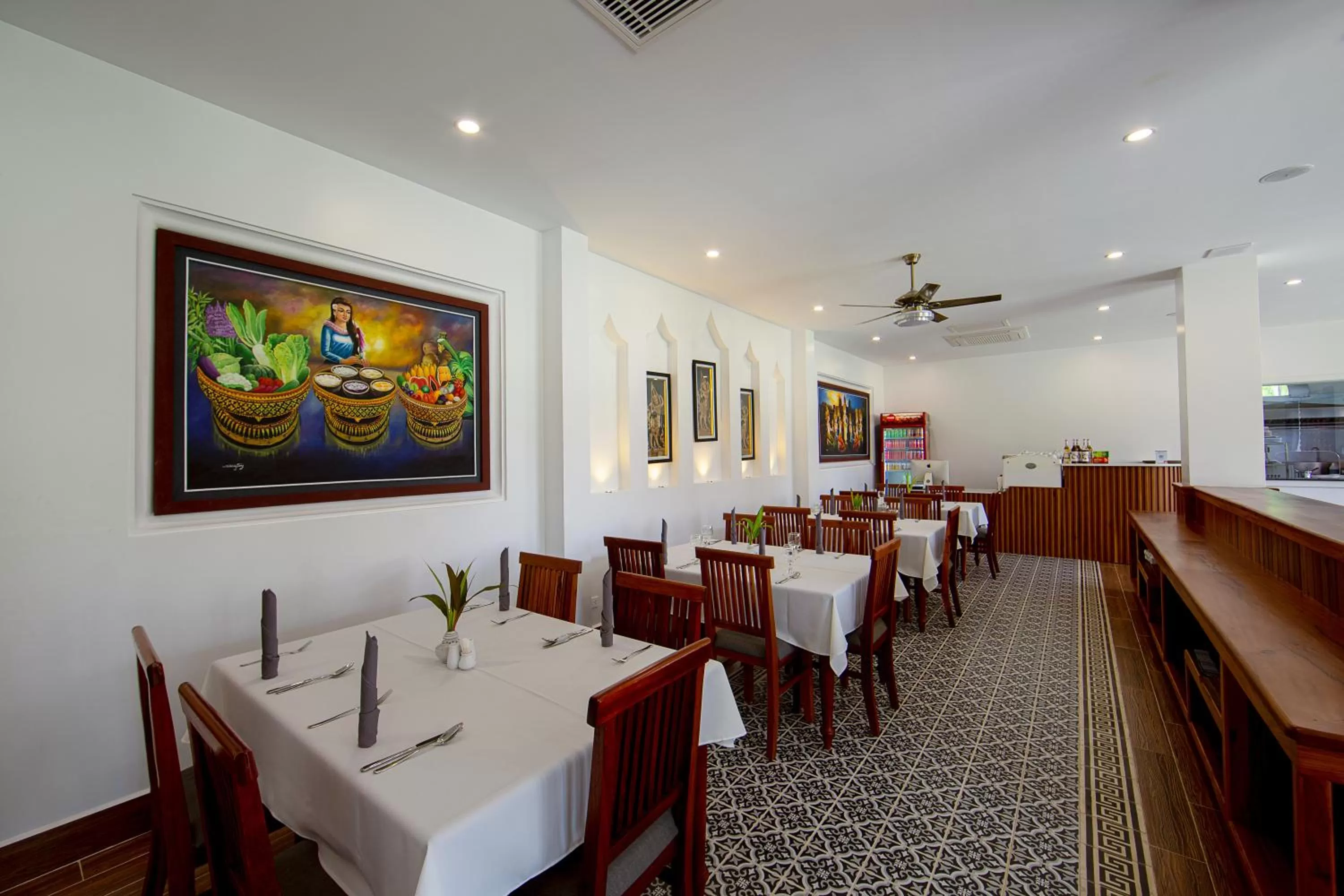 Restaurant/places to eat in Two Seasons Siem Reap Hotel