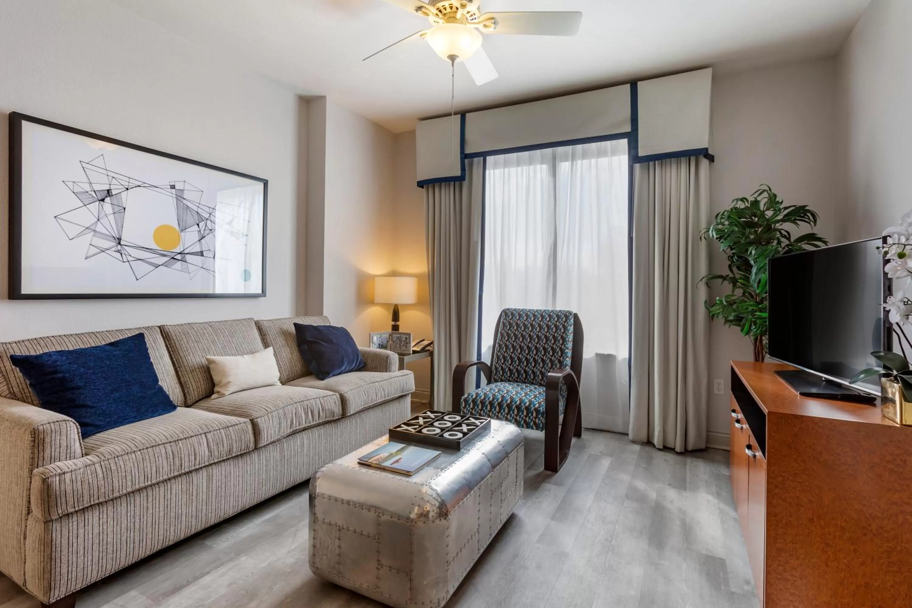 Living room in Bluegreen Vacations Club 36, an Ascend Collection Resort